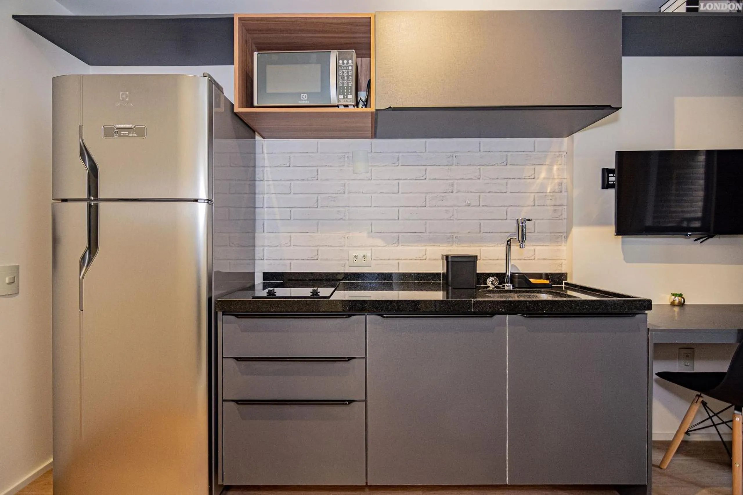 Canal do Anfitrião | Studios Jauperi