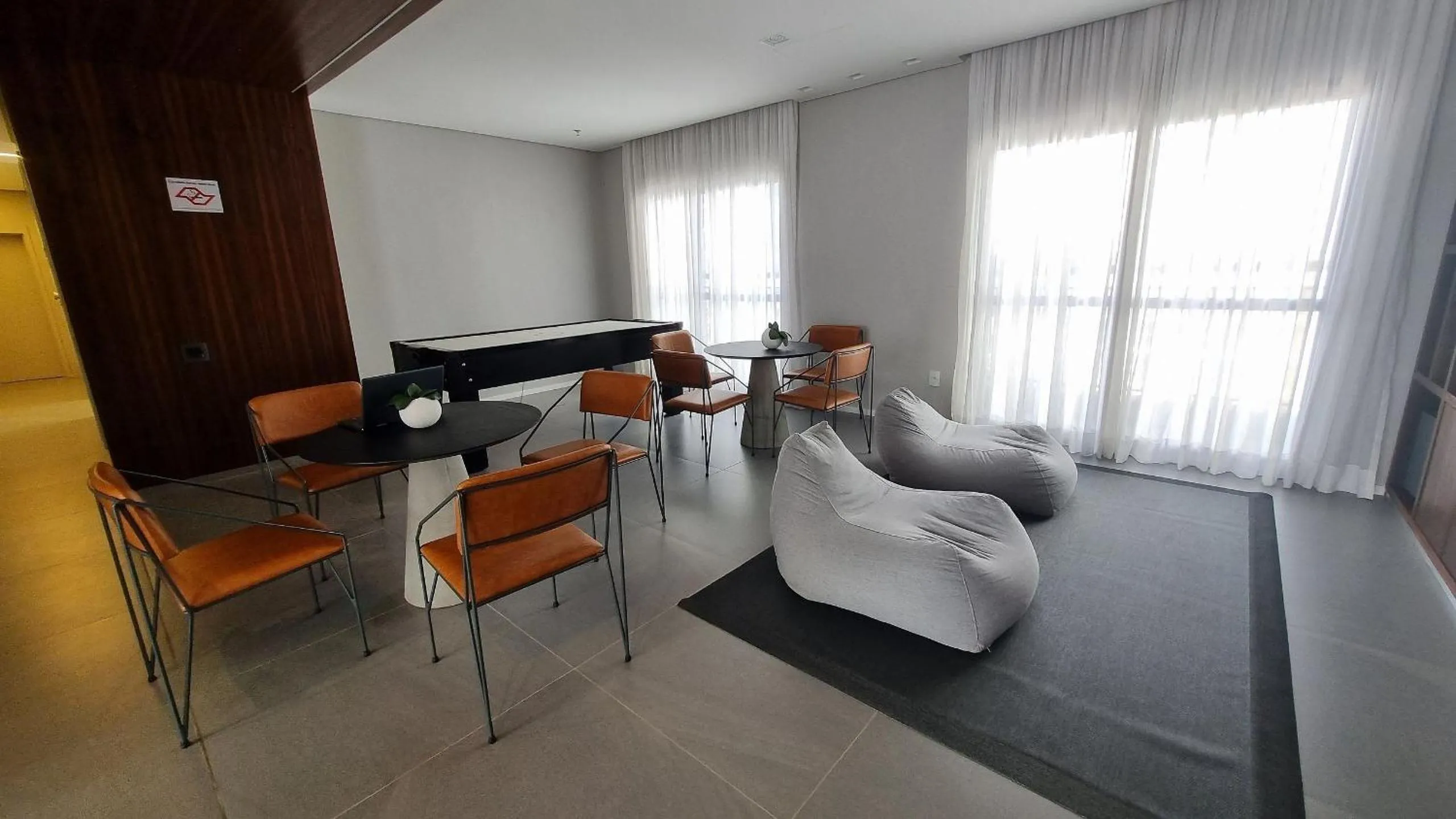 Canal do Anfitrião | Studios Jauperi