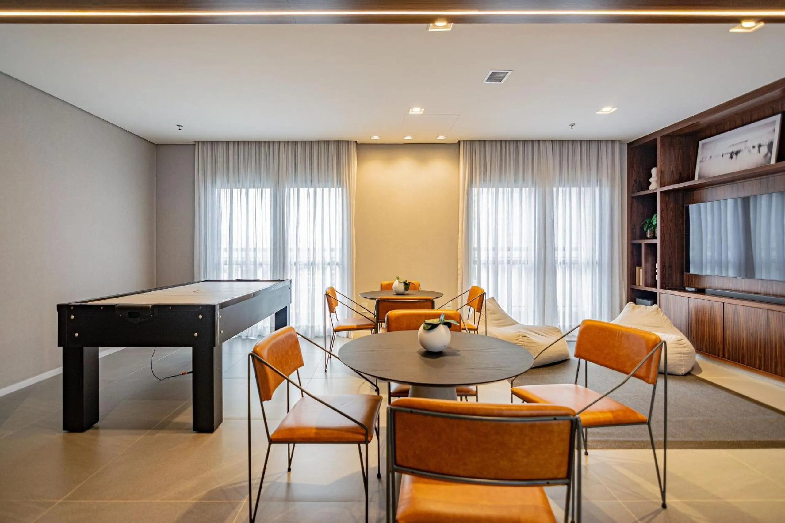 Canal do Anfitrião | Studios Jauperi