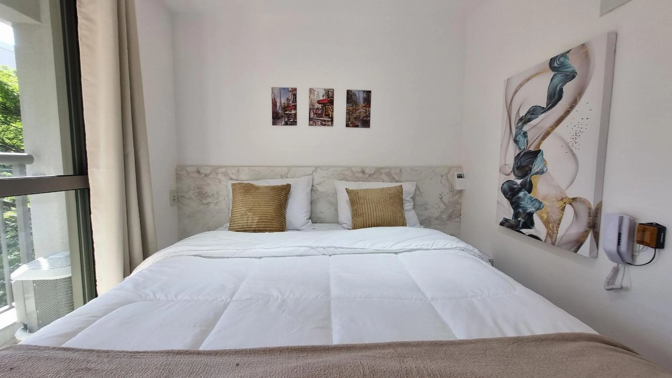 Bed in Canal do Anfitrião | Studios Jauperi