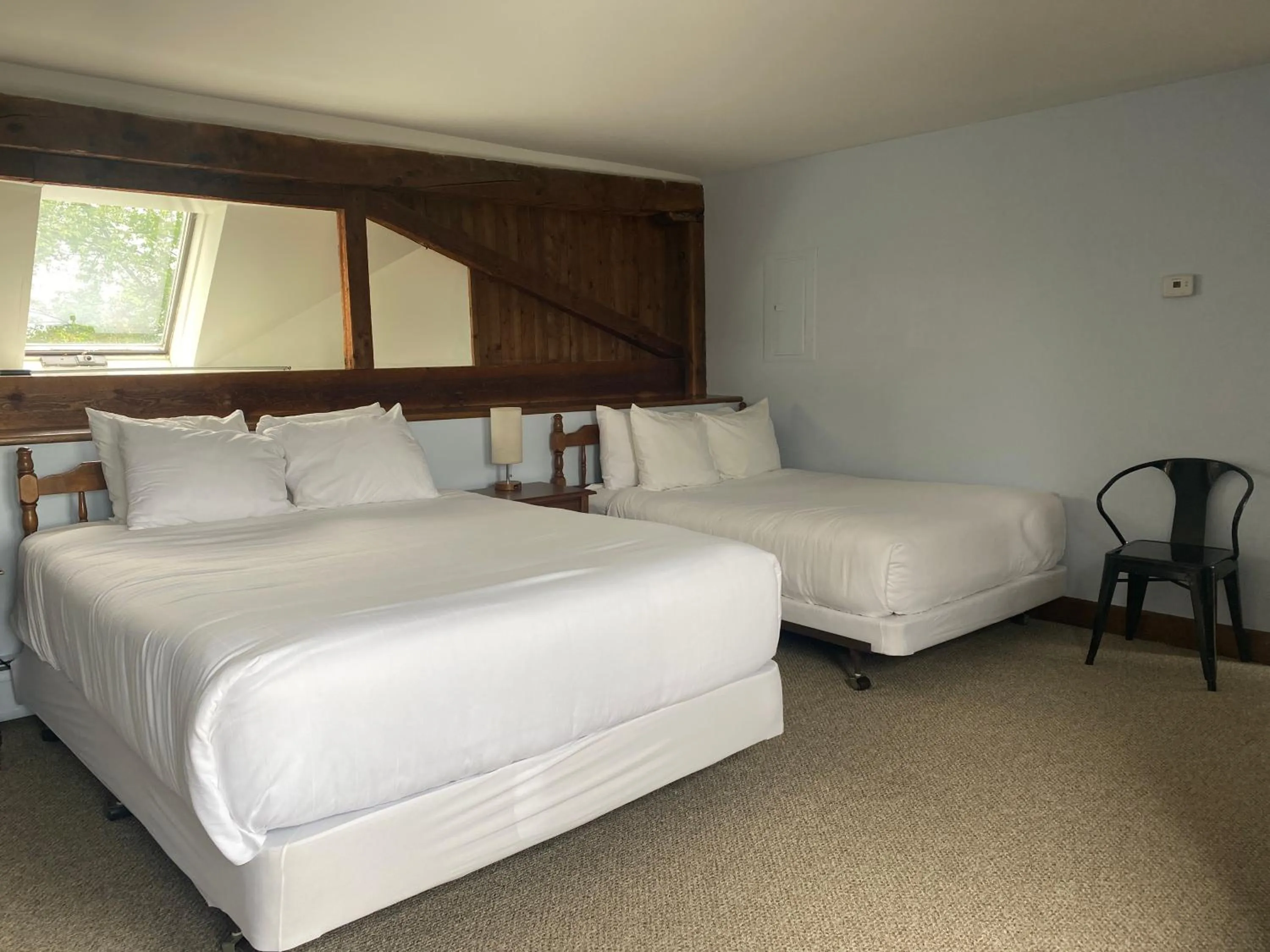 Bedroom, Bed in The Wildflower Inn