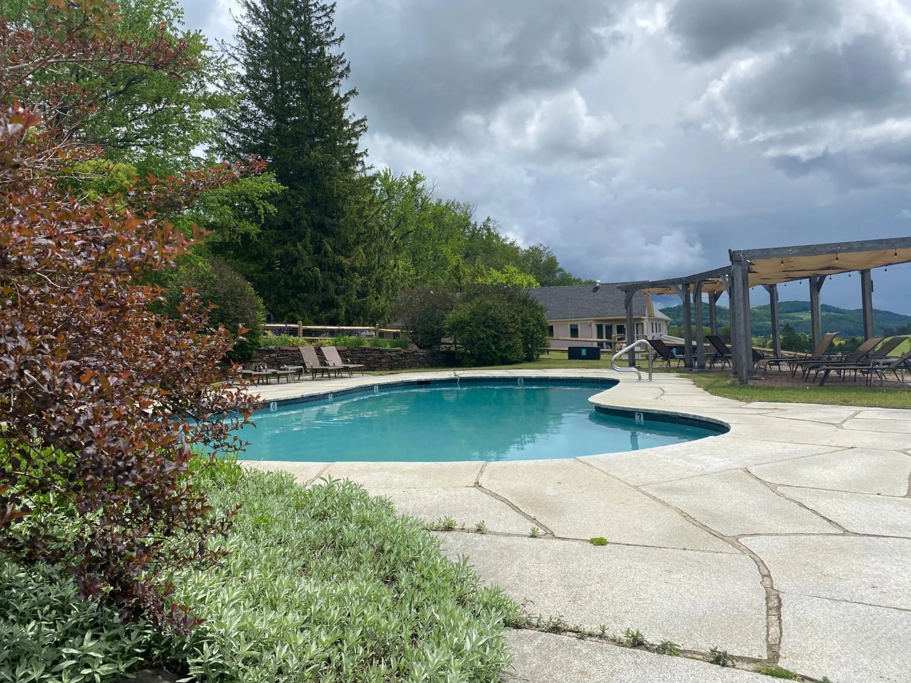 Swimming pool in The Wildflower Inn