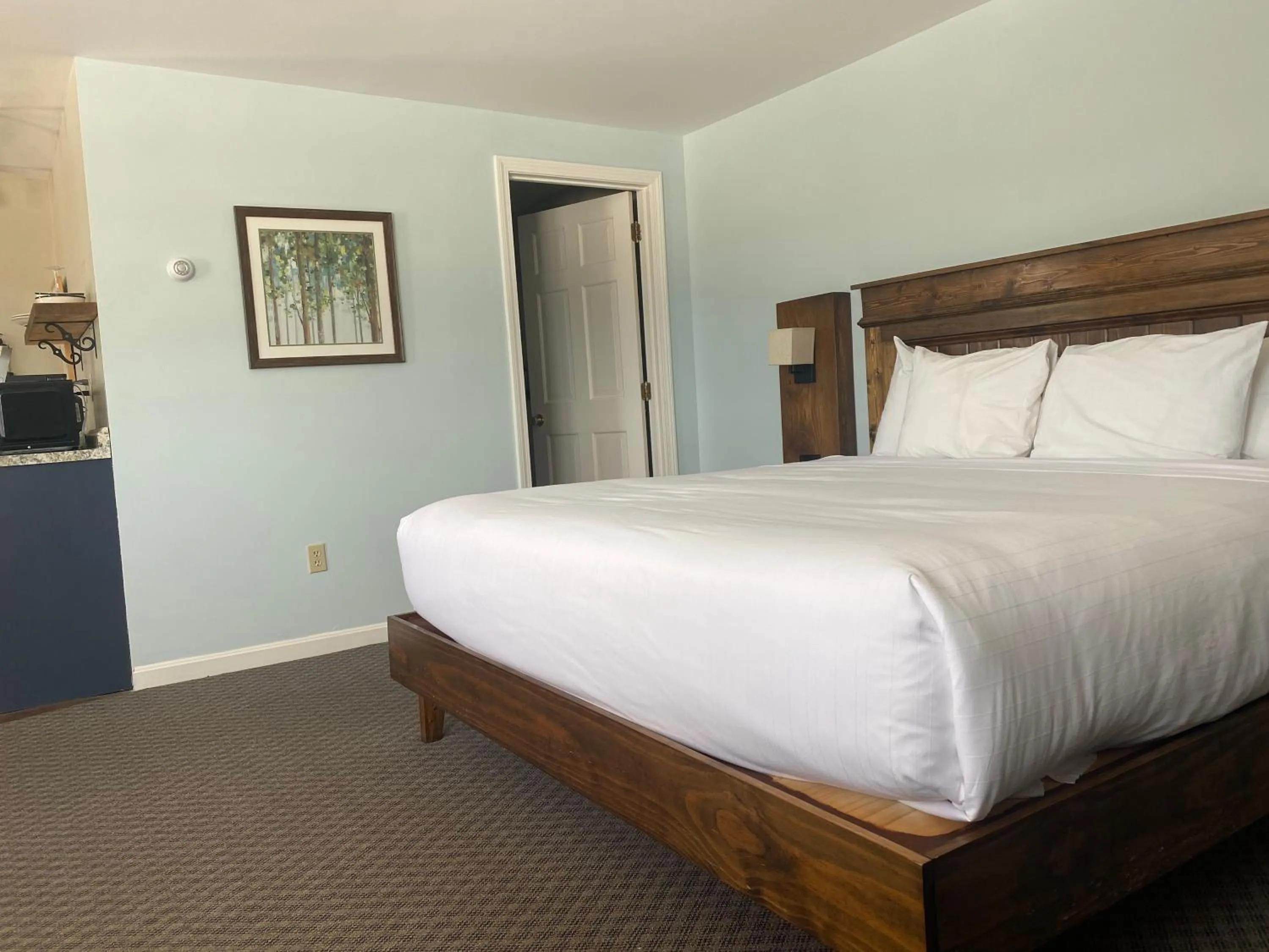 Bedroom, Bed in The Wildflower Inn