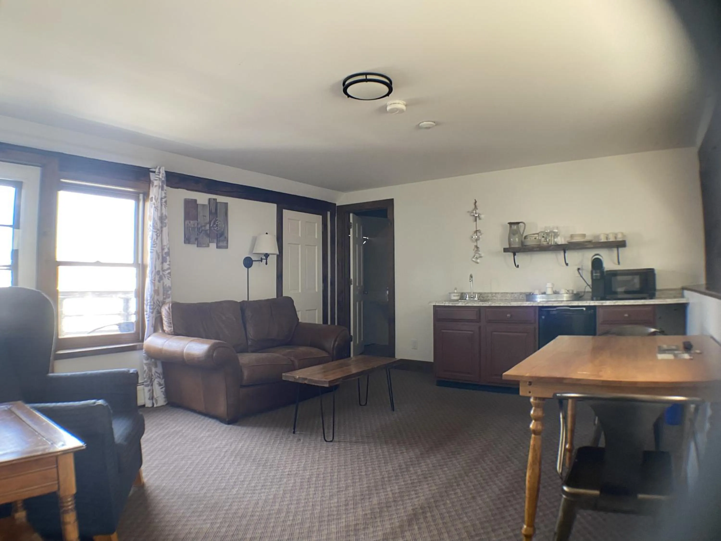 Living room in The Wildflower Inn