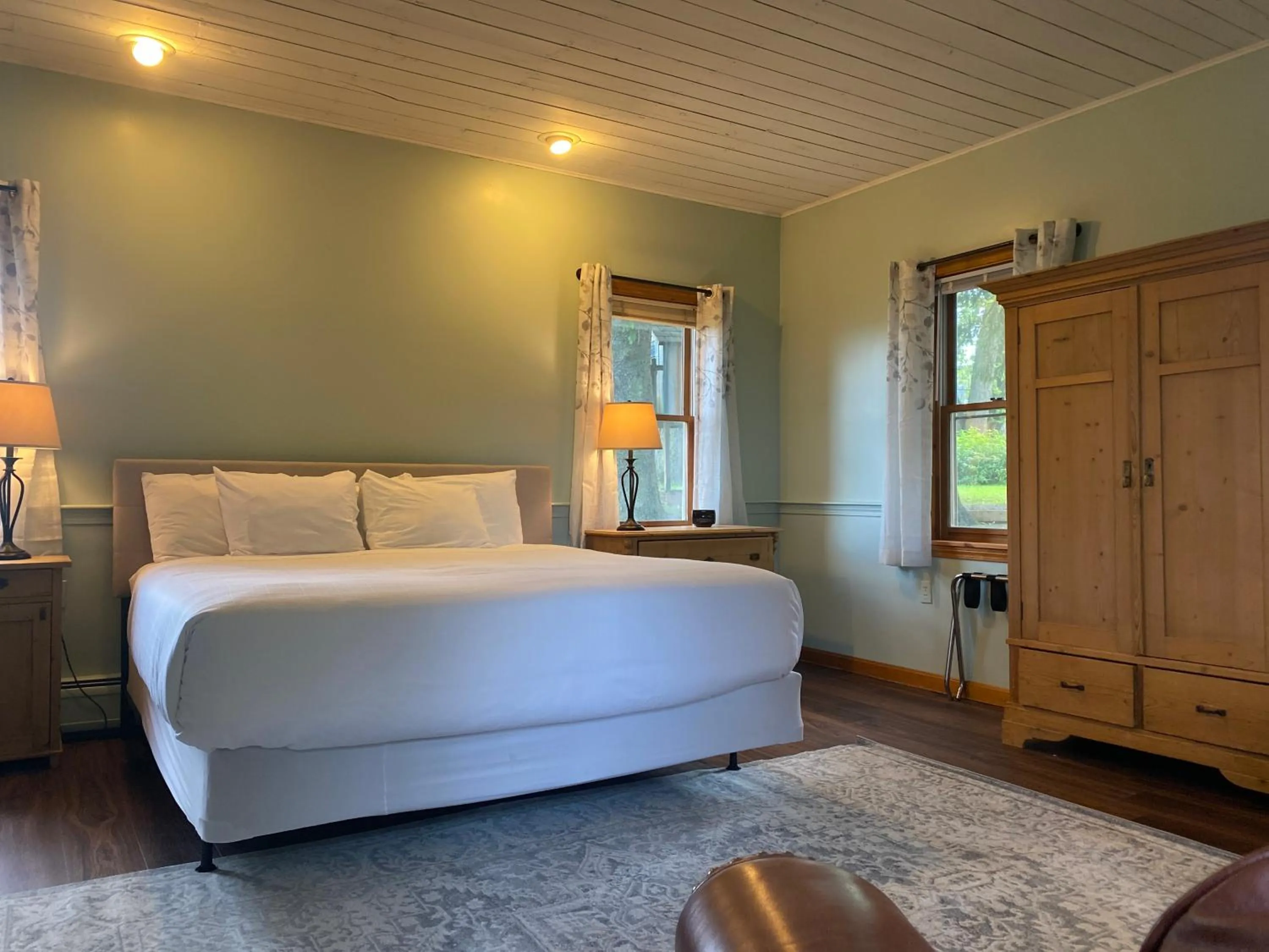 Bedroom, Bed in The Wildflower Inn