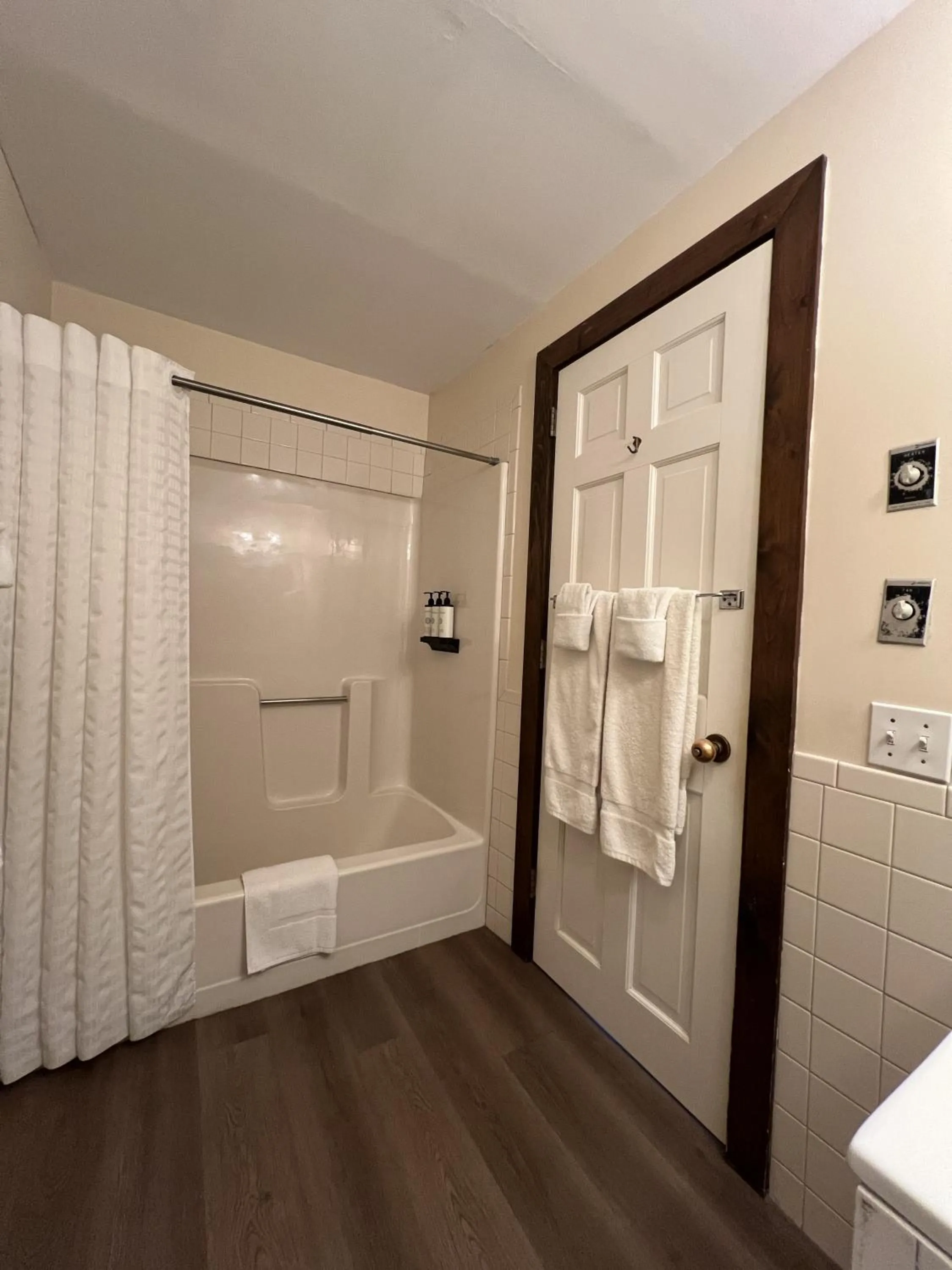 Bathroom in The Wildflower Inn
