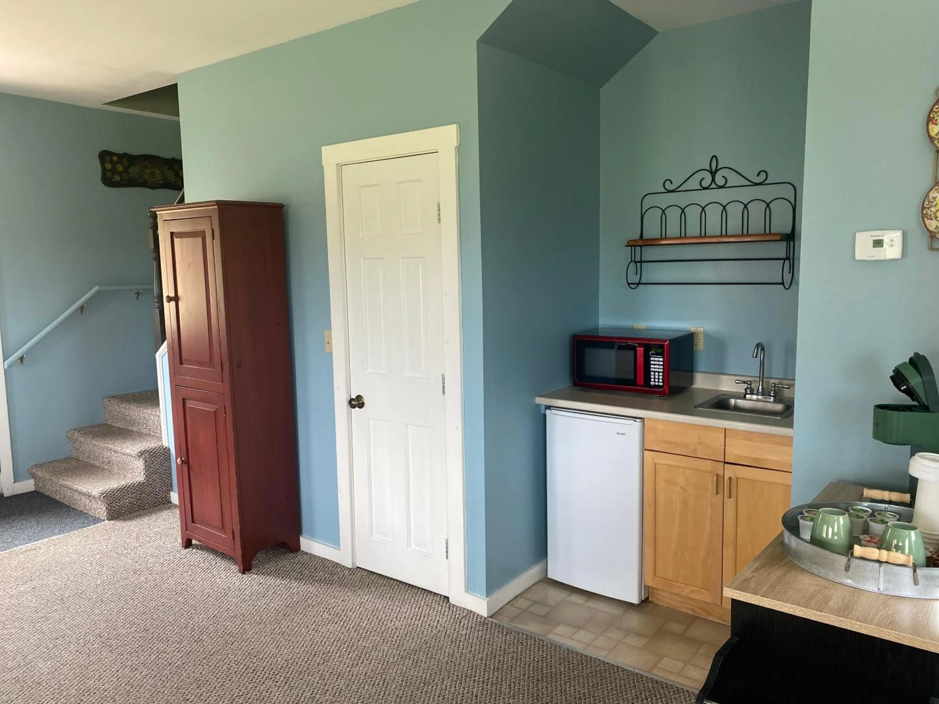 Kitchen or kitchenette in The Wildflower Inn