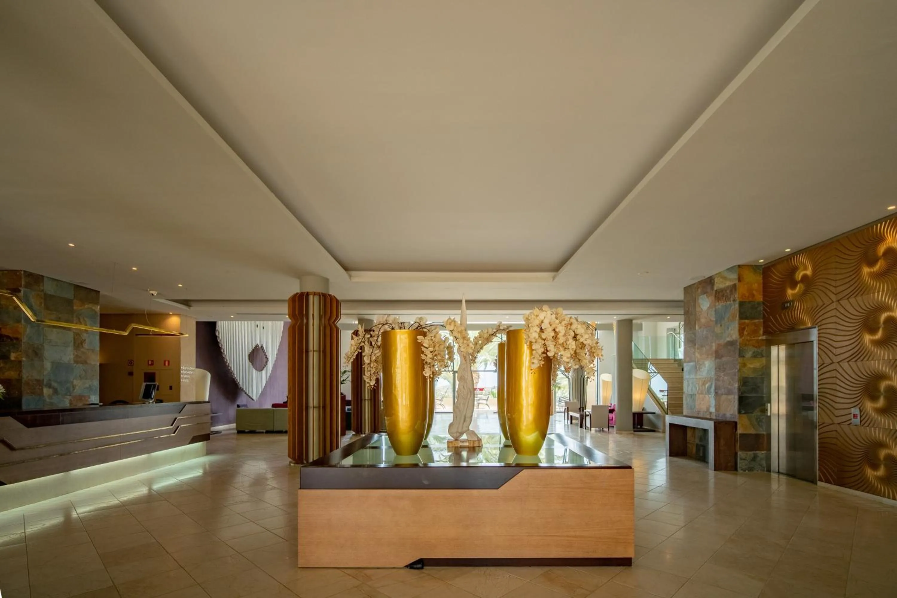 Lobby or reception, Bed in Hotel Valle del Este