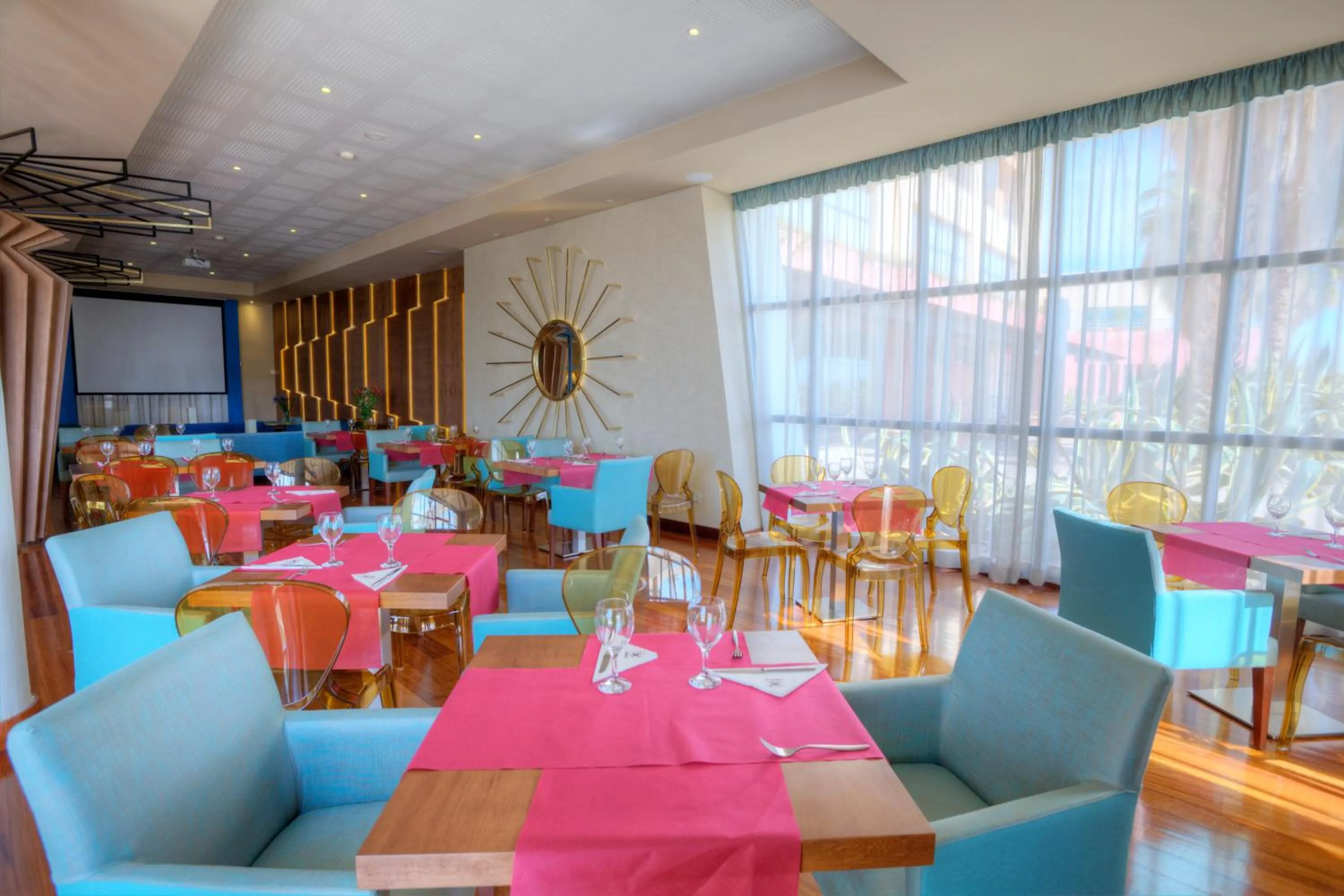 Restaurant/places to eat in Hotel Valle del Este