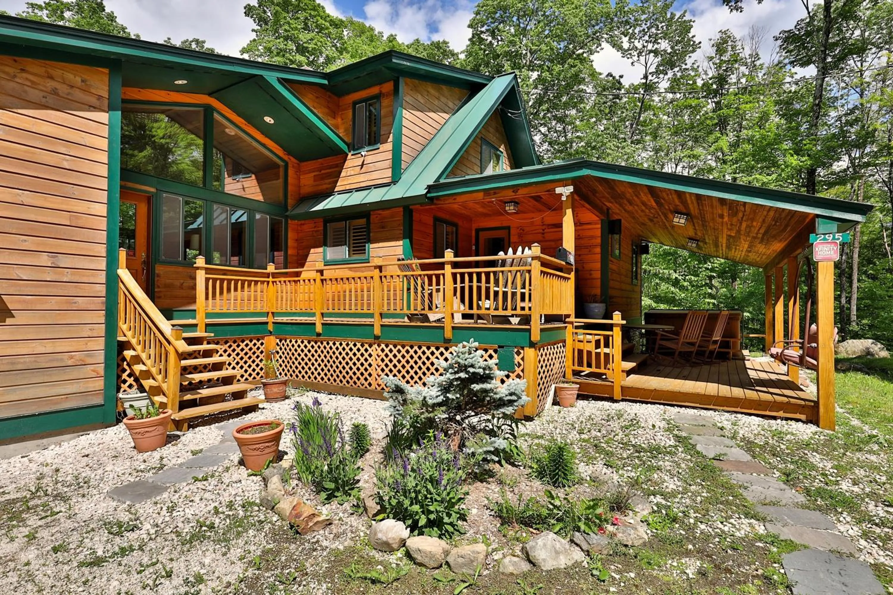 Tanglewood Chalet- 4 BR 4 BA Family Home in Killington, Perfect for Groups home