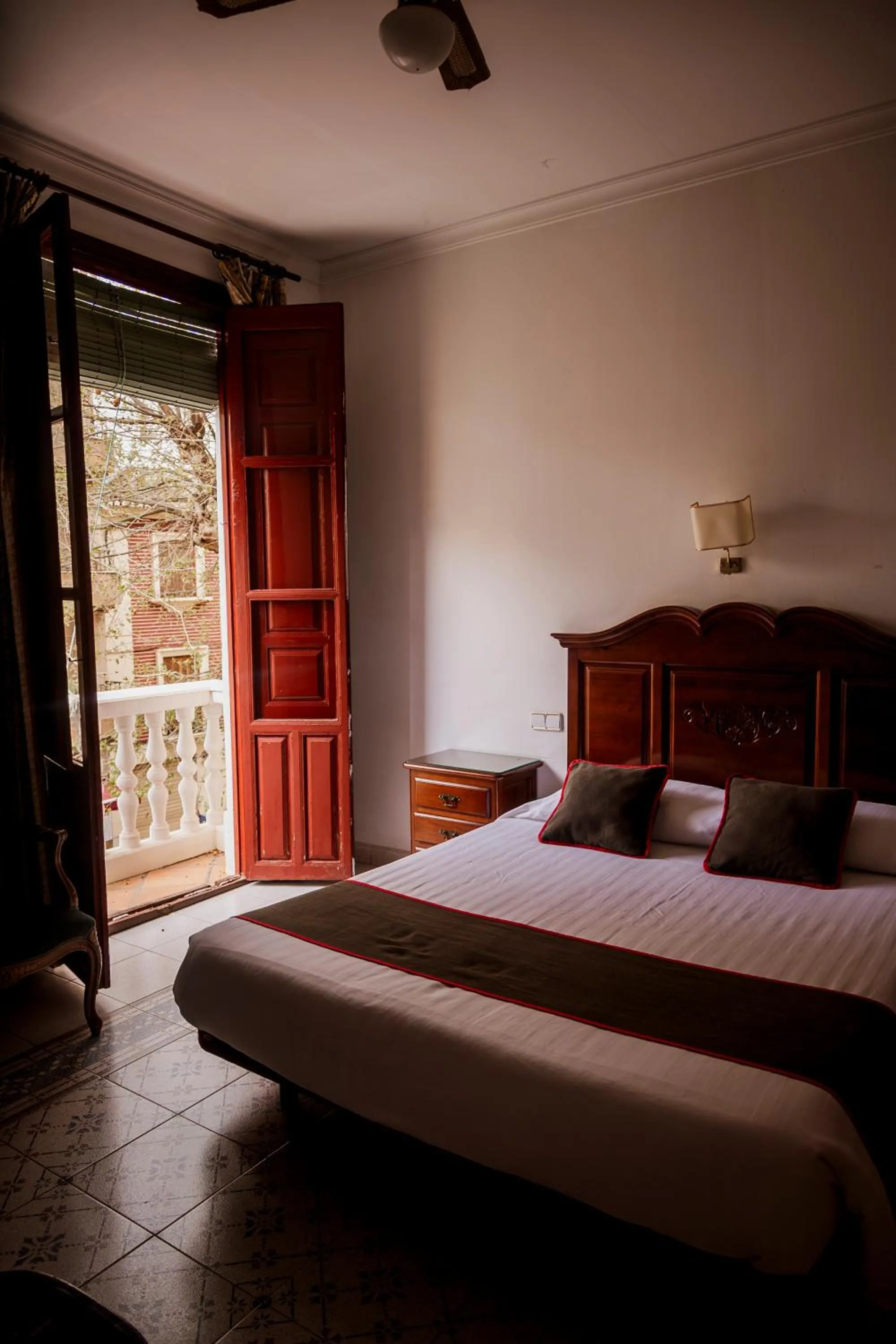 Bed in Hotel España