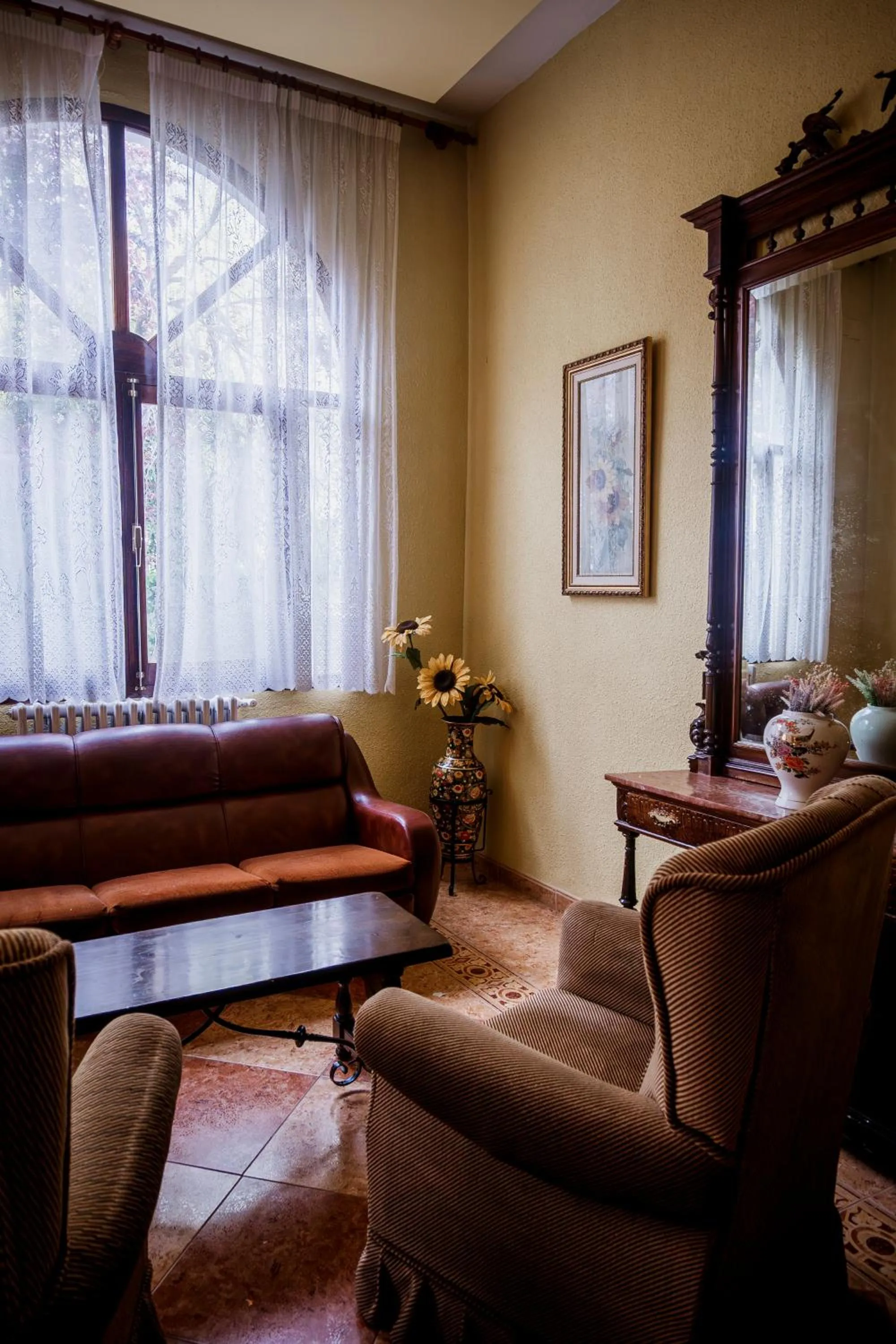 Seating area in Hotel España