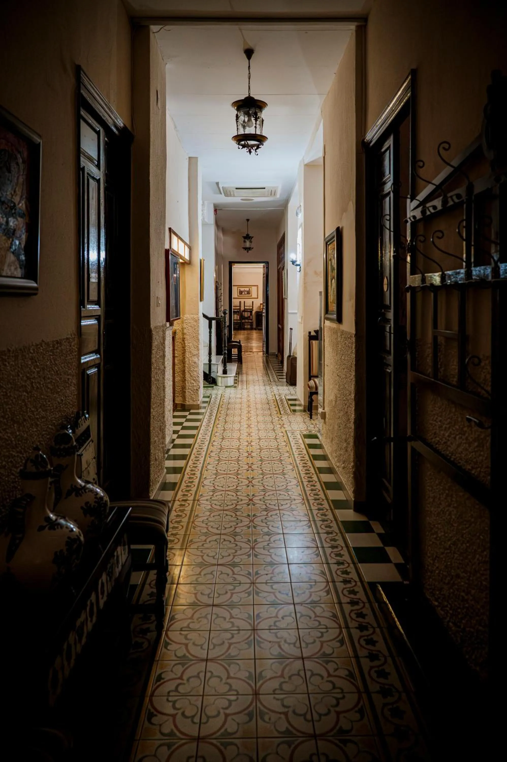Property building in Hotel España