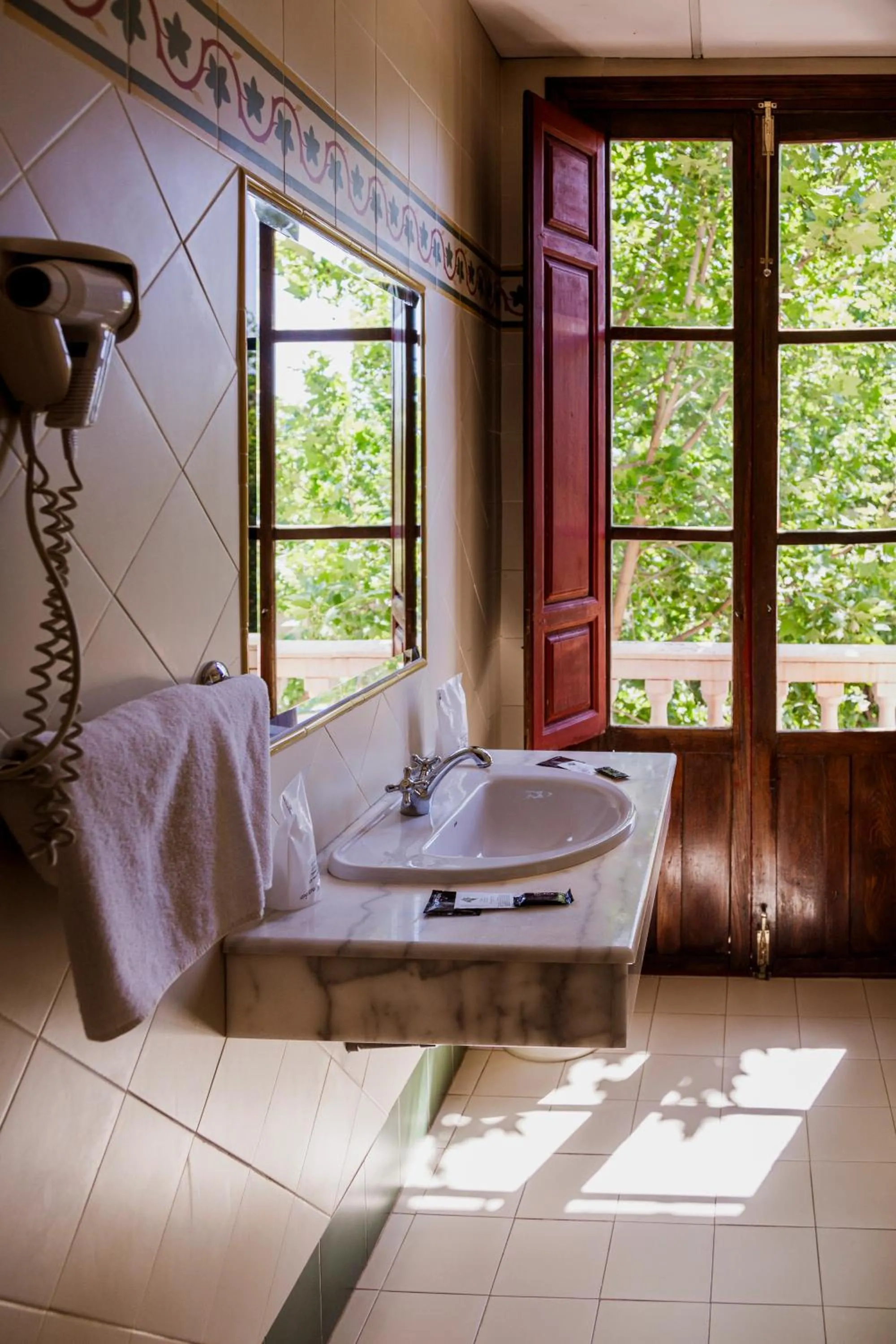 Bathroom in Hotel España