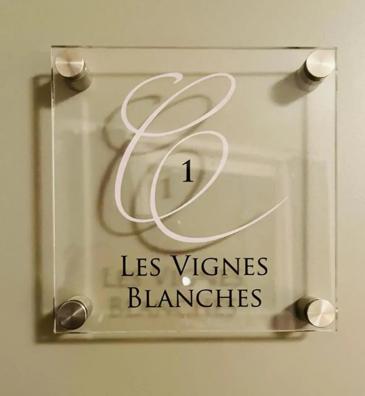 Large Twin Room in Au Coeur Des Bulles Large Twin Room in Au Coeur Des Bulles