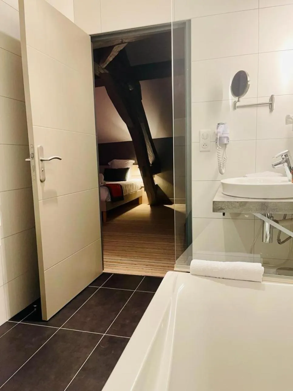 Bathroom in Au Coeur Des Bulles