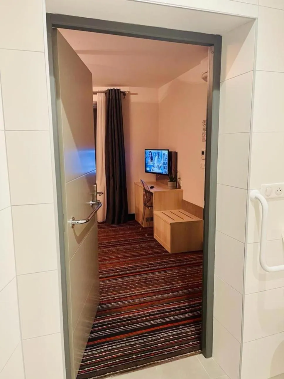 Bedroom in Au Coeur Des Bulles