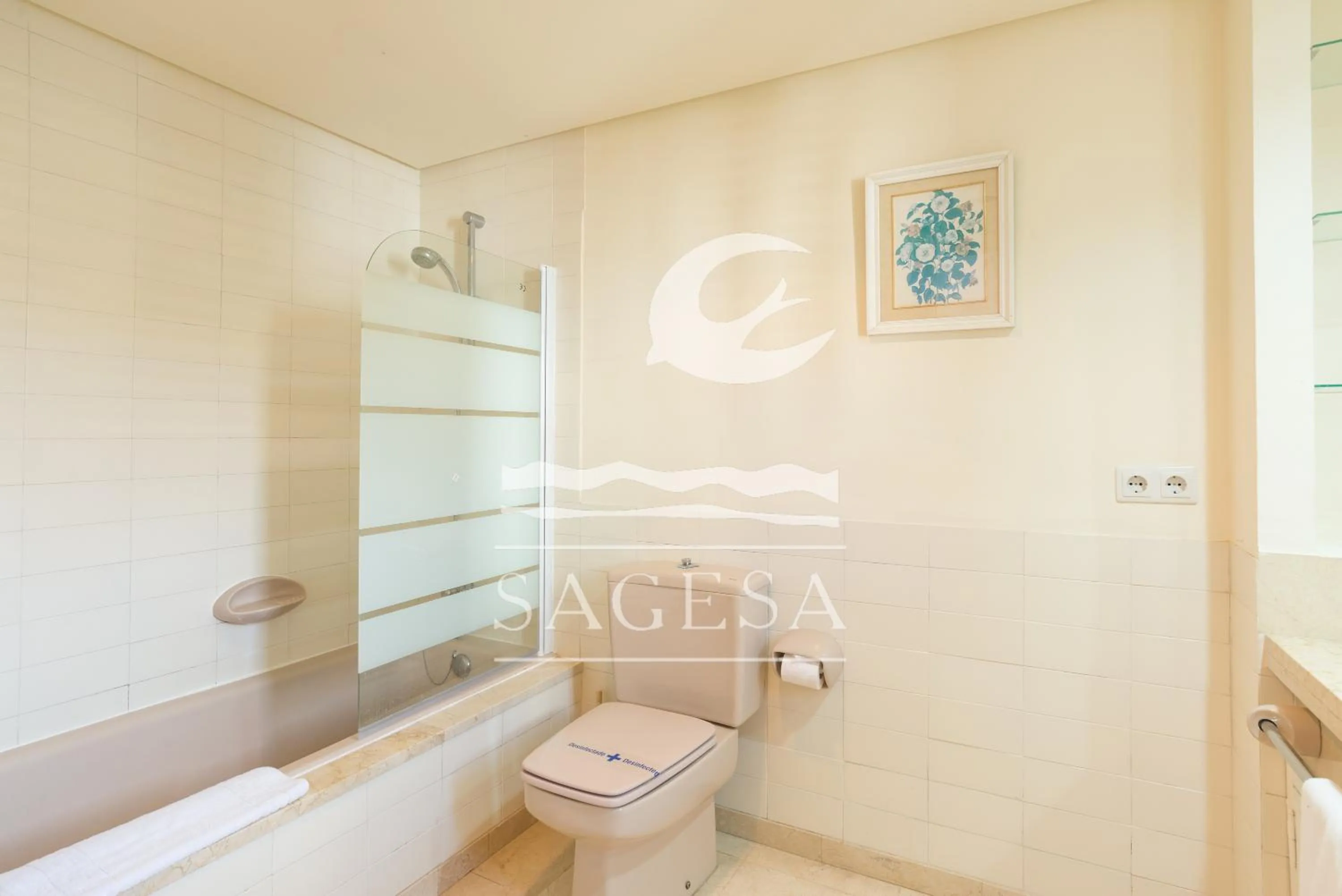 Bathroom in Jardines de las Golondrinas