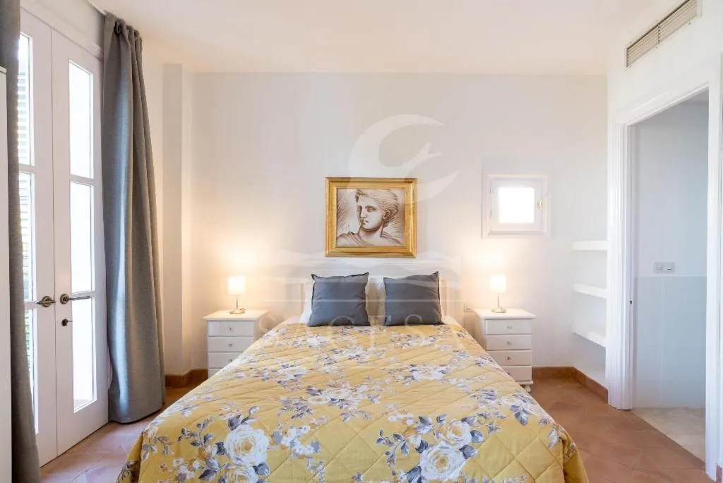 Bedroom, Bed in Jardines de las Golondrinas