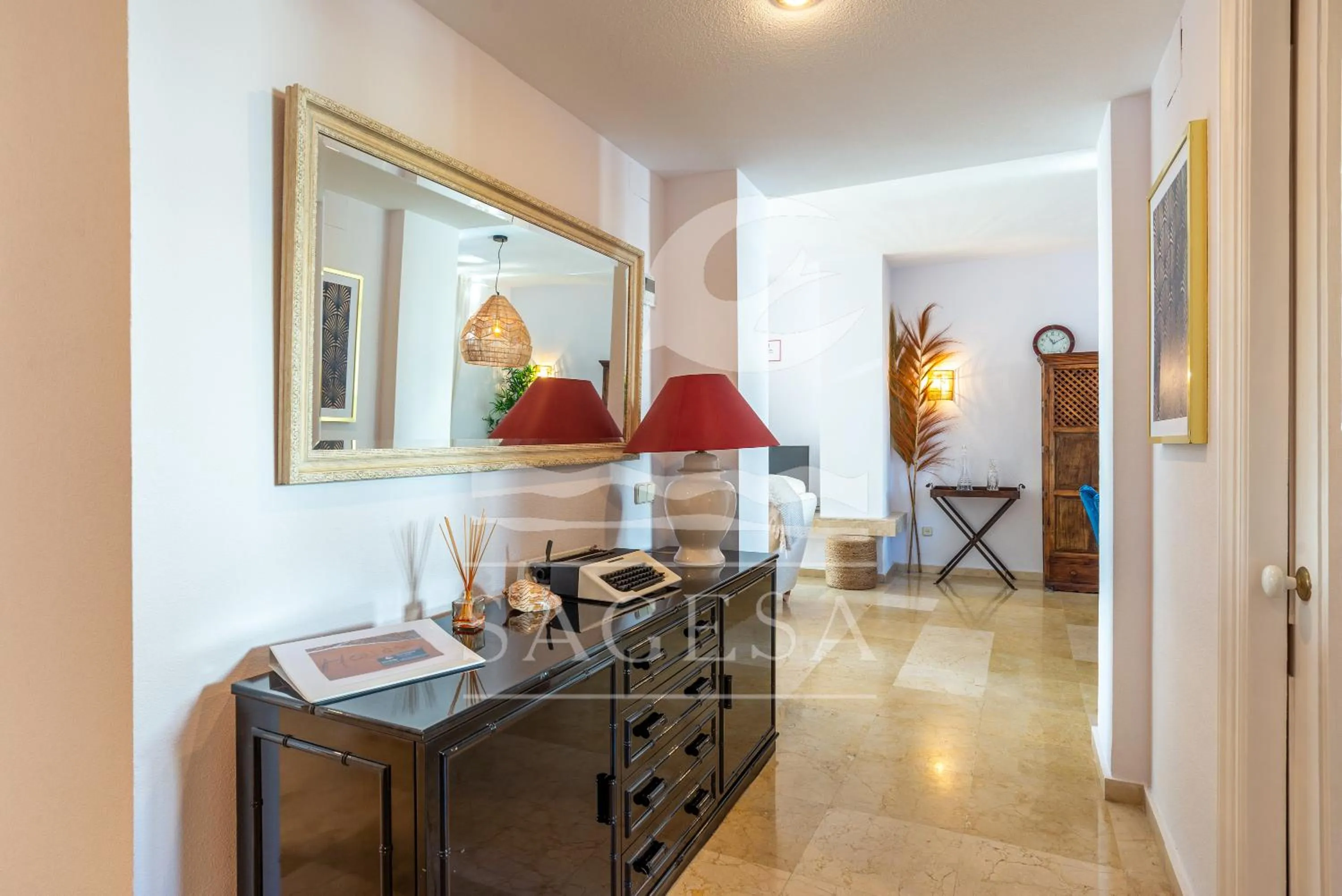 Decorative detail in Jardines de las Golondrinas