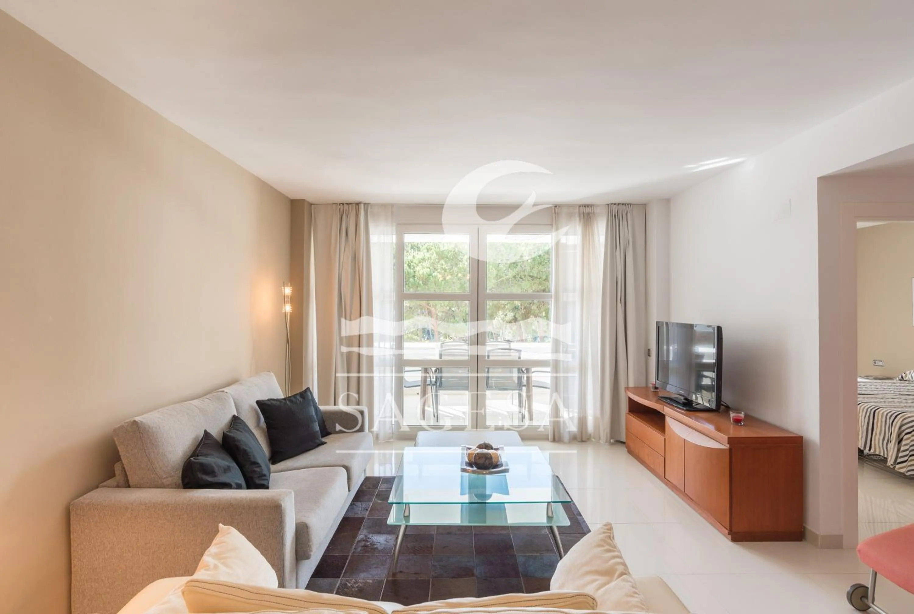 Communal lounge/ TV room in Jardines de las Golondrinas