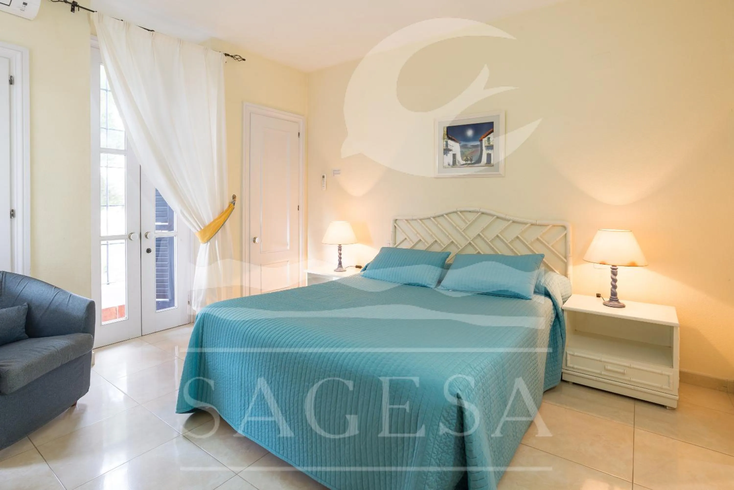 Bedroom, Bed in Jardines de las Golondrinas