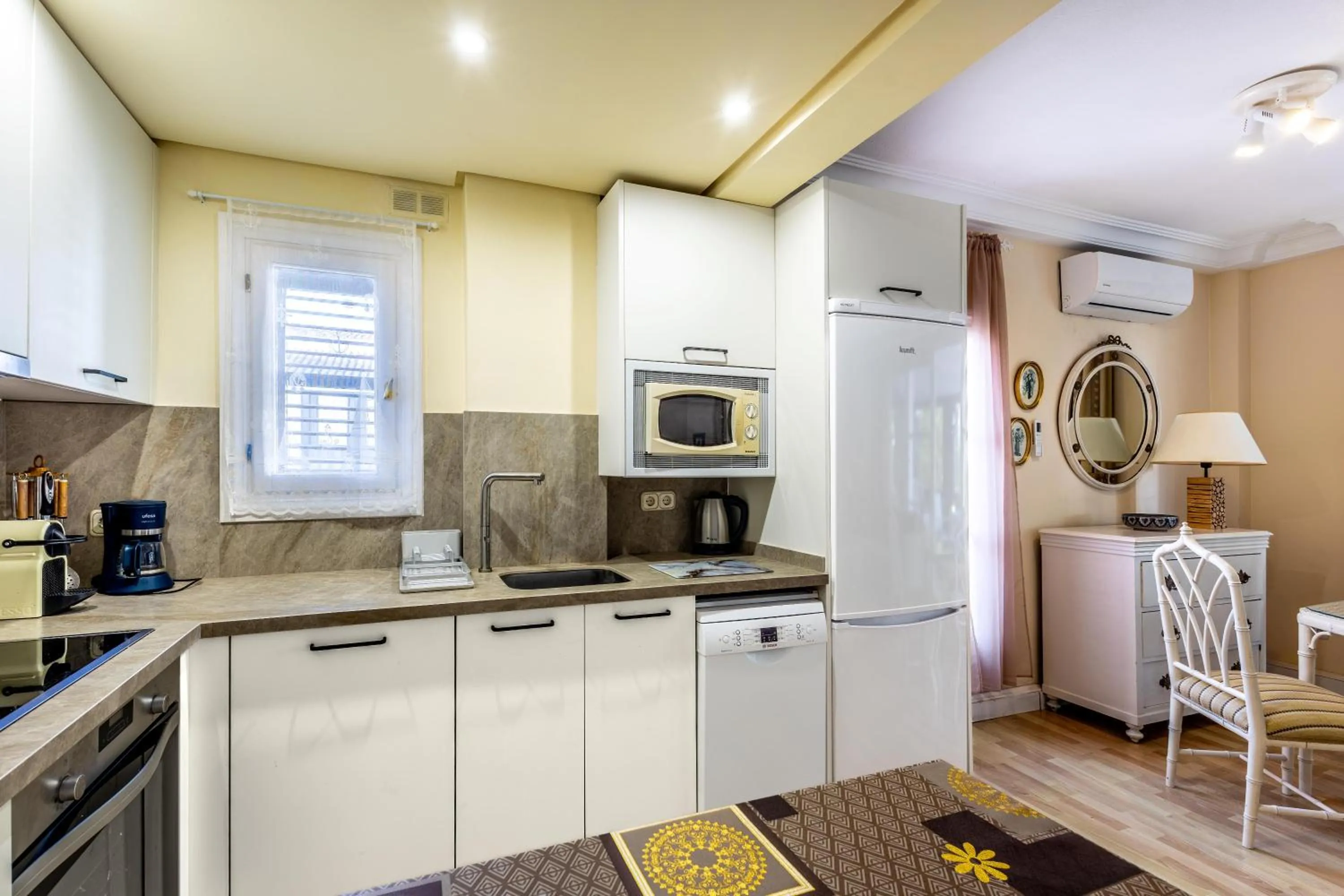 kitchen in Jardines de las Golondrinas