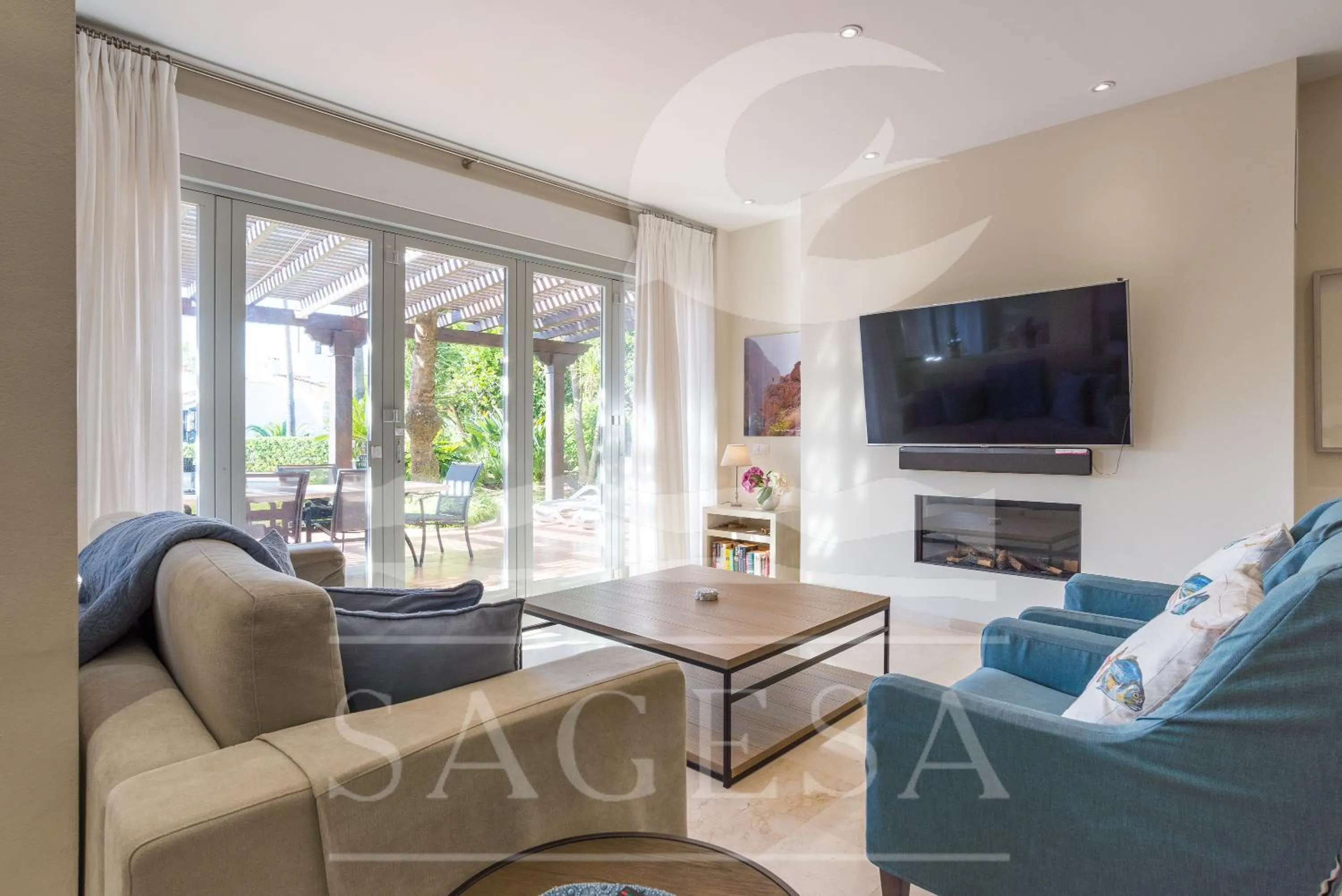 Communal lounge/ TV room in Jardines de las Golondrinas