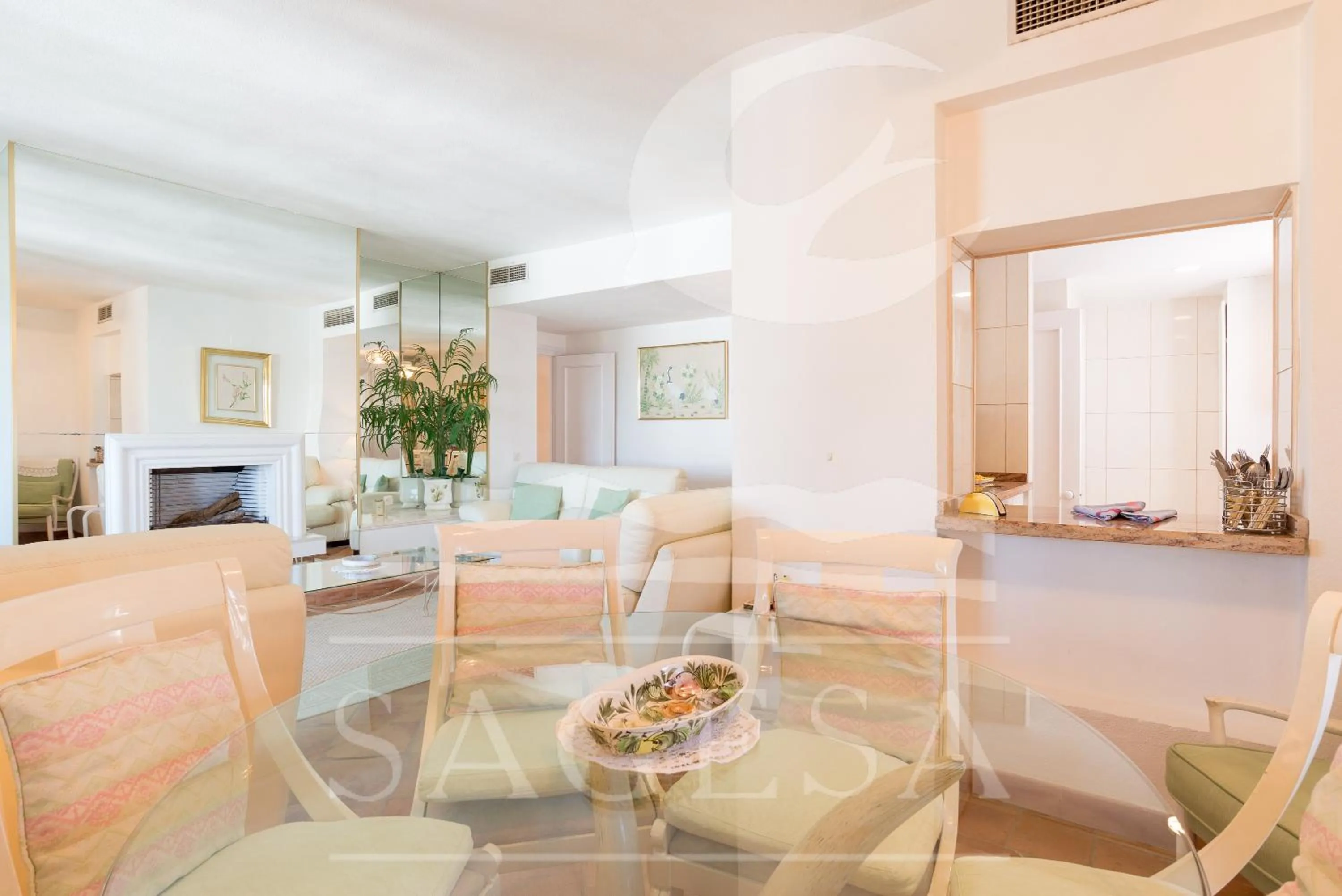 Dining area in Jardines de las Golondrinas