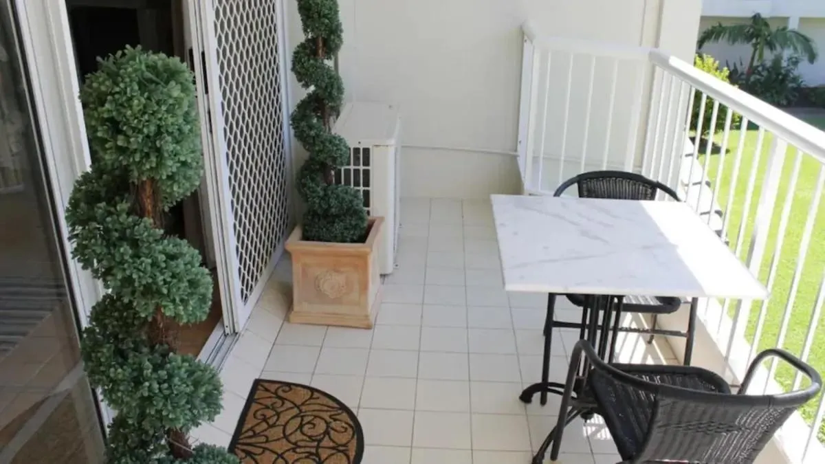 Paradise Grove Holiday Apartments