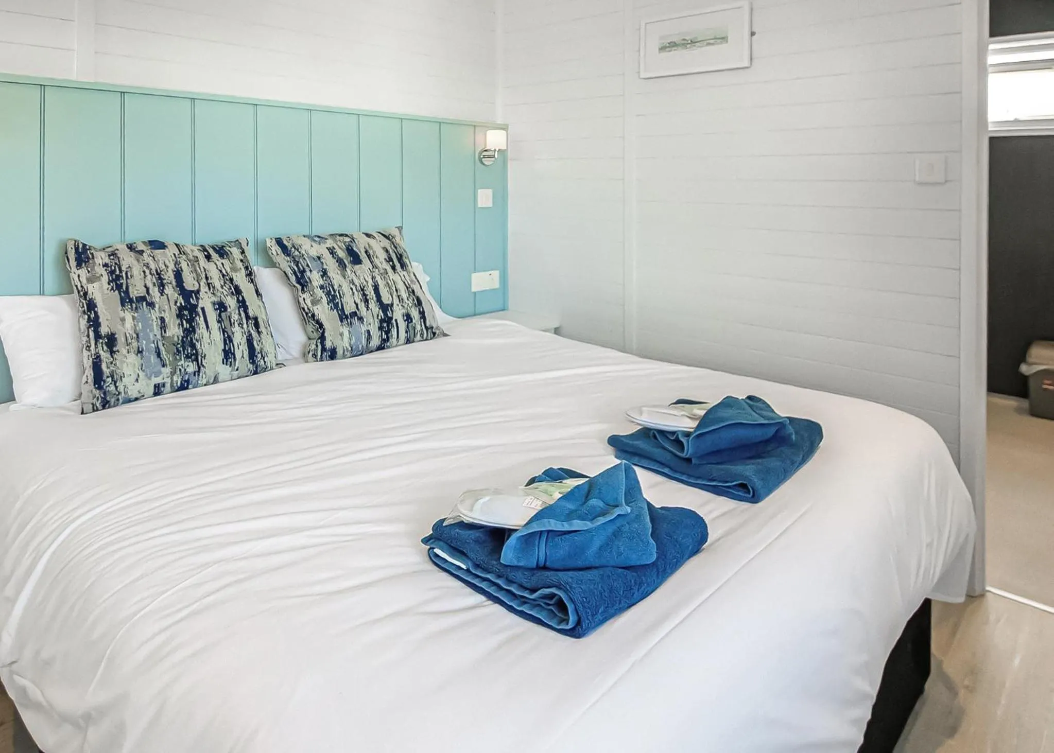 Property building, Bed in Swanage Coastal Park