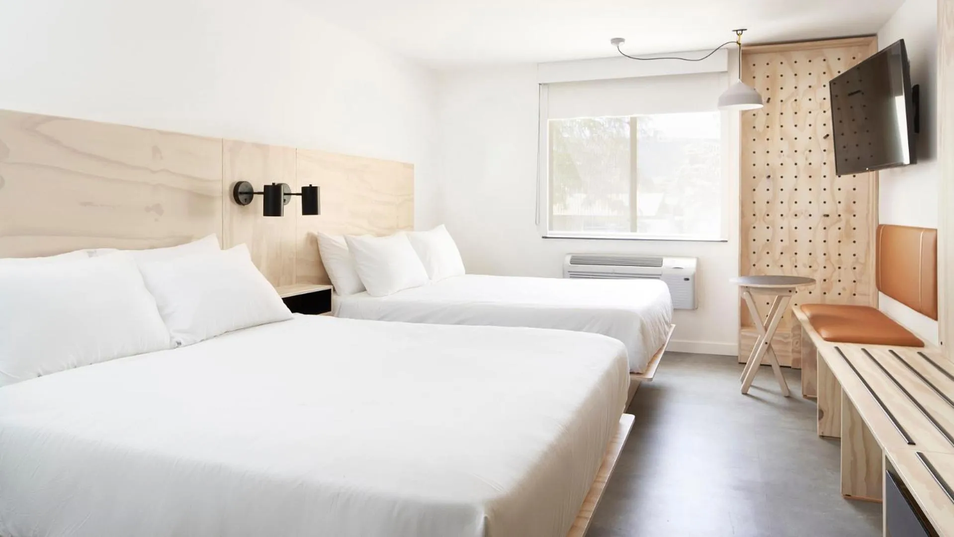 Bedroom, Bed in Slackline Moab, Outset Collection by Hilton