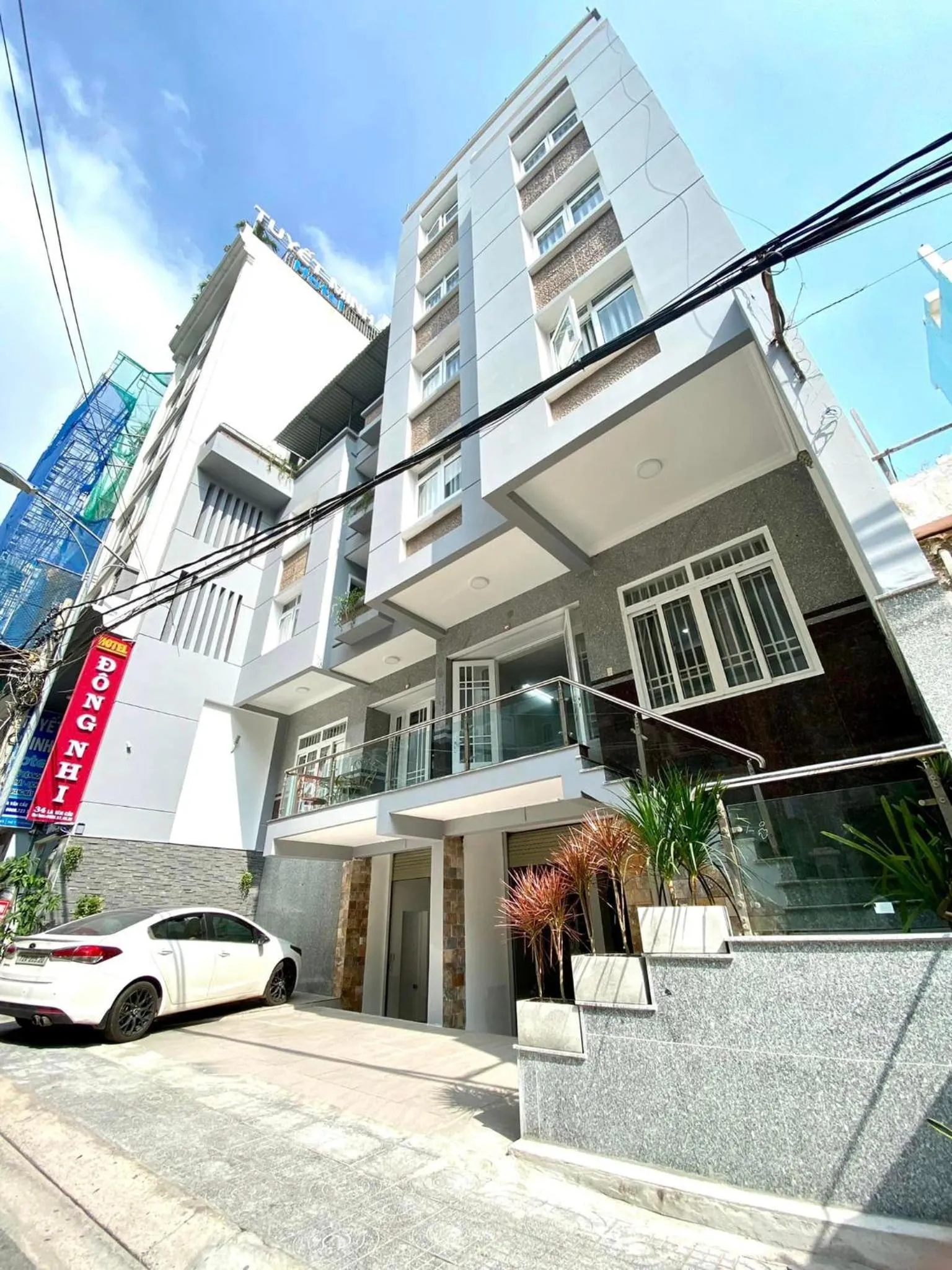 Property building in Hotel Đông Nhi