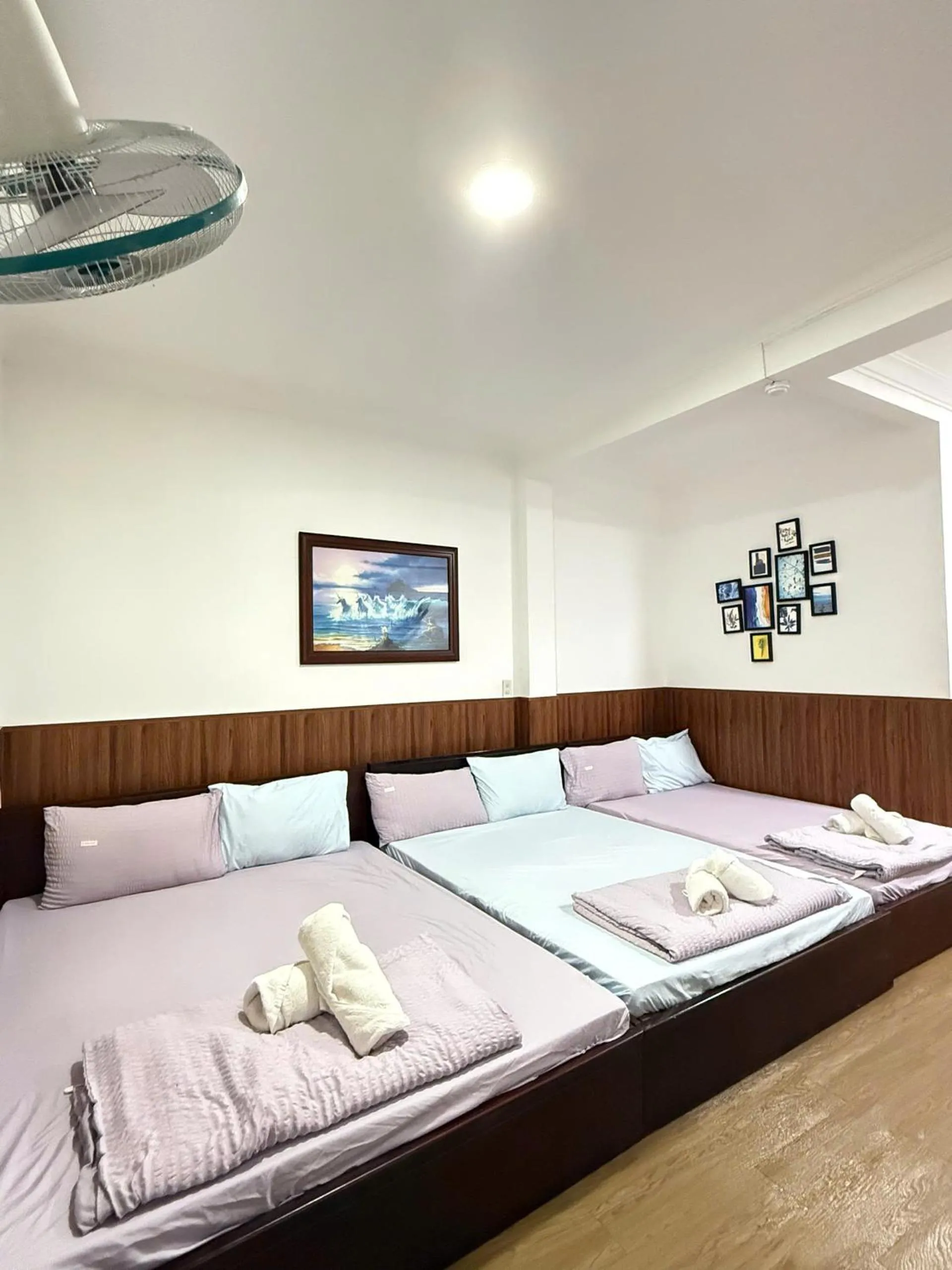 Bed in Hotel Đông Nhi