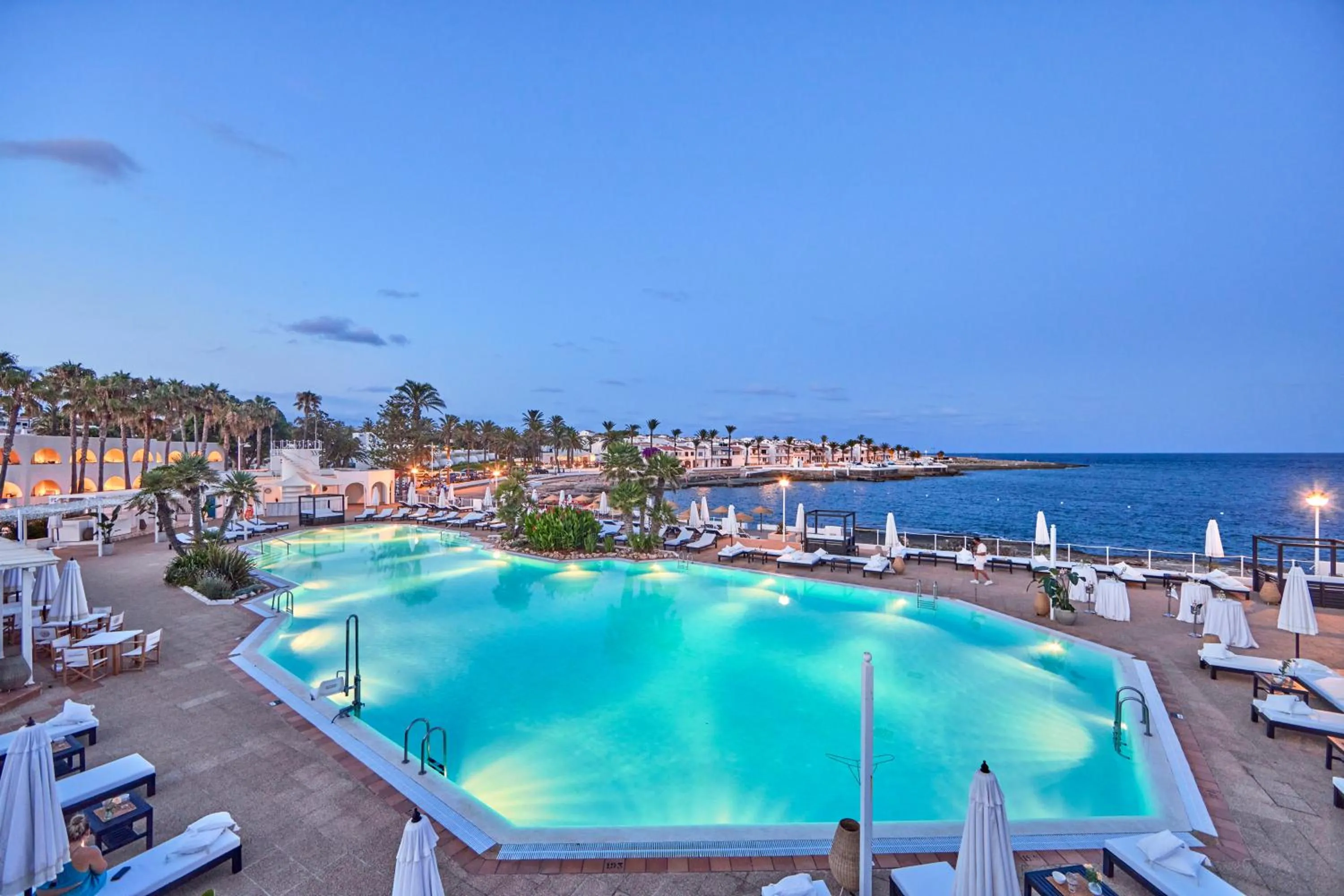 Swimming pool in AluaSoul Menorca - Adults Only