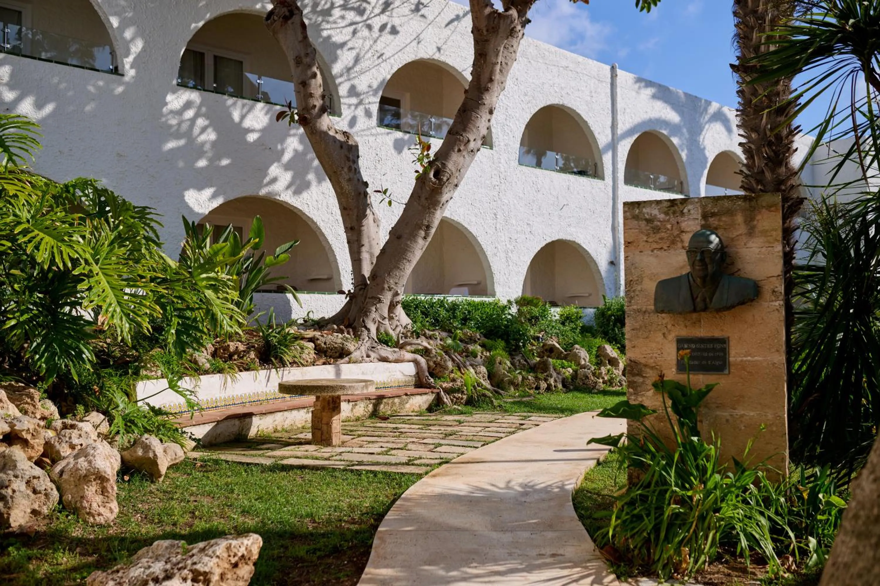 Garden in AluaSoul Menorca - Adults Only
