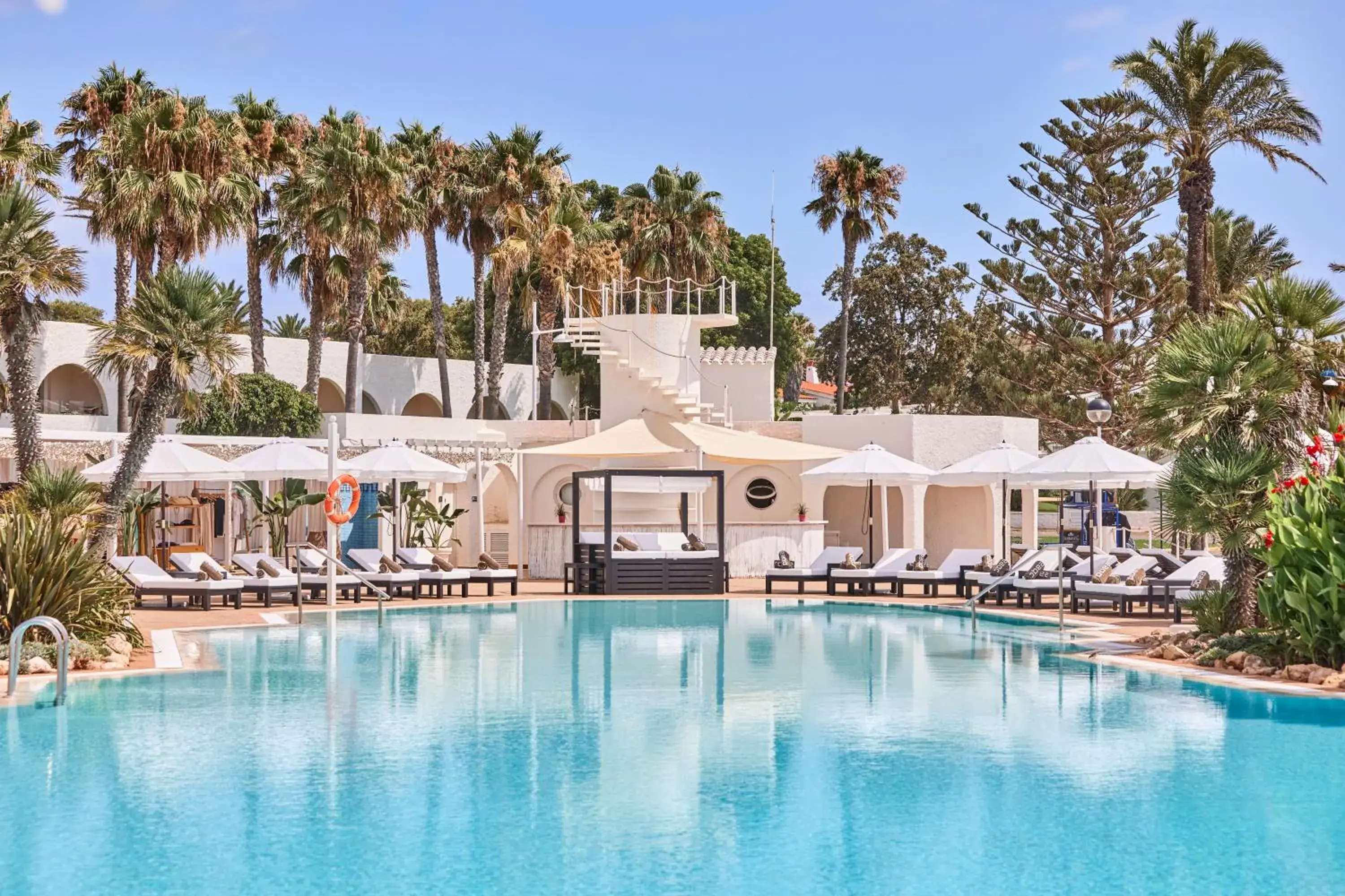 Swimming pool in AluaSoul Menorca - Adults Only Swimming pool in AluaSoul Menorca - Adults Only