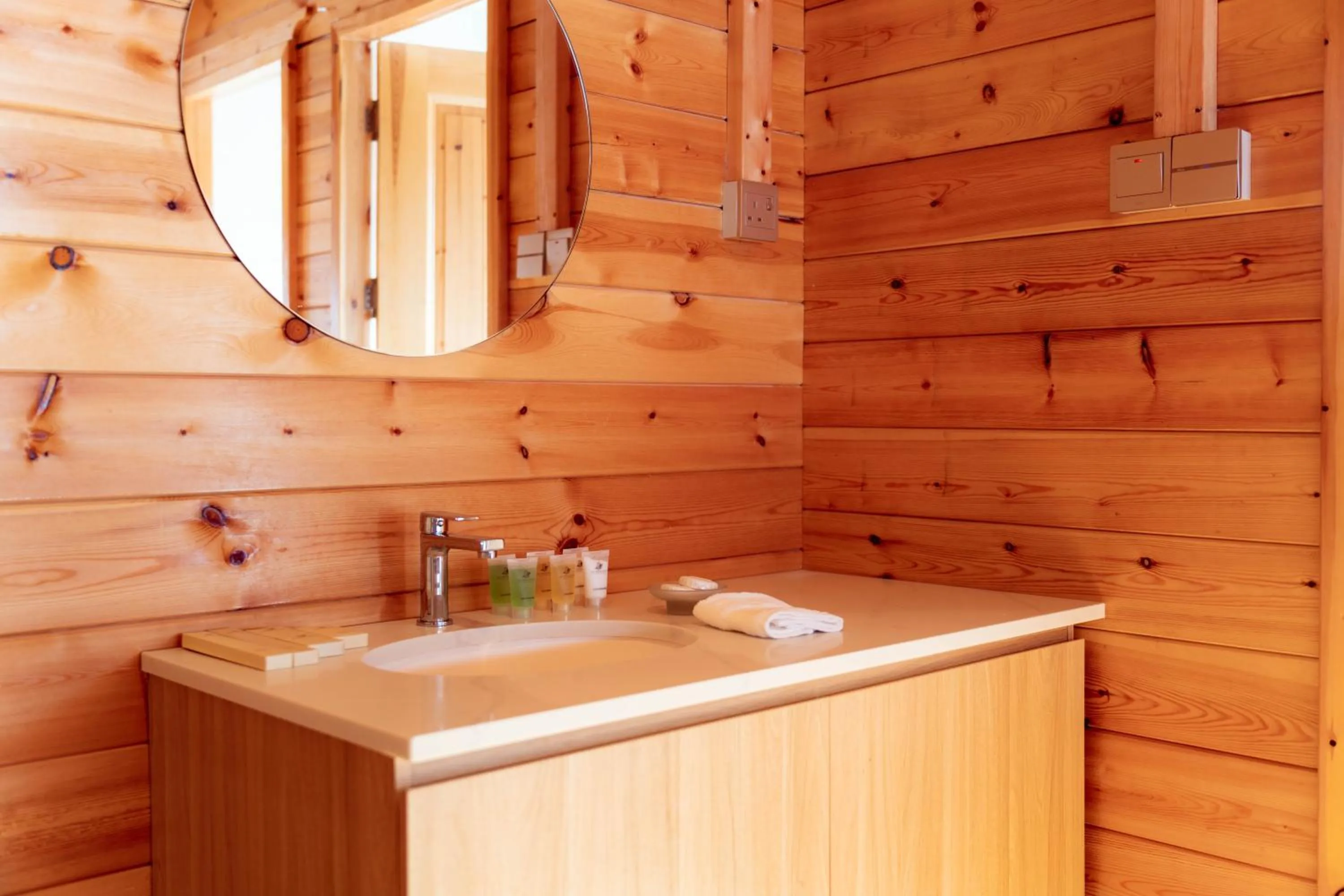 Bathroom in JSK Mantanani Island Resorts