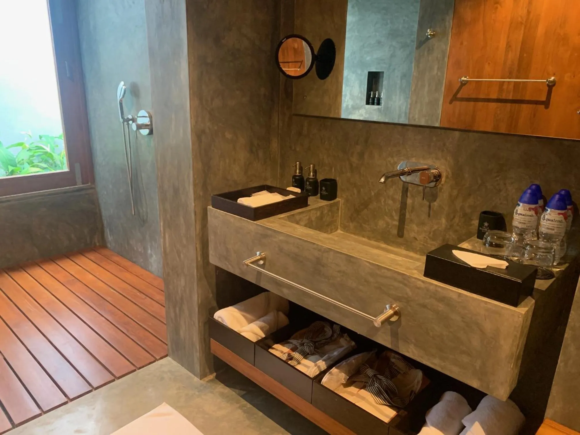 Bathroom in Villa Thamburu, Bentota