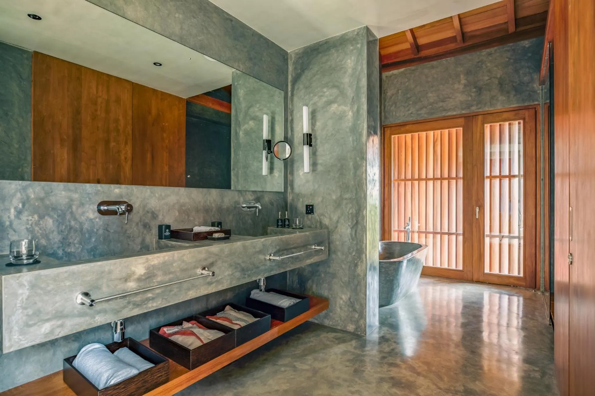 Bathroom in Villa Thamburu, Bentota