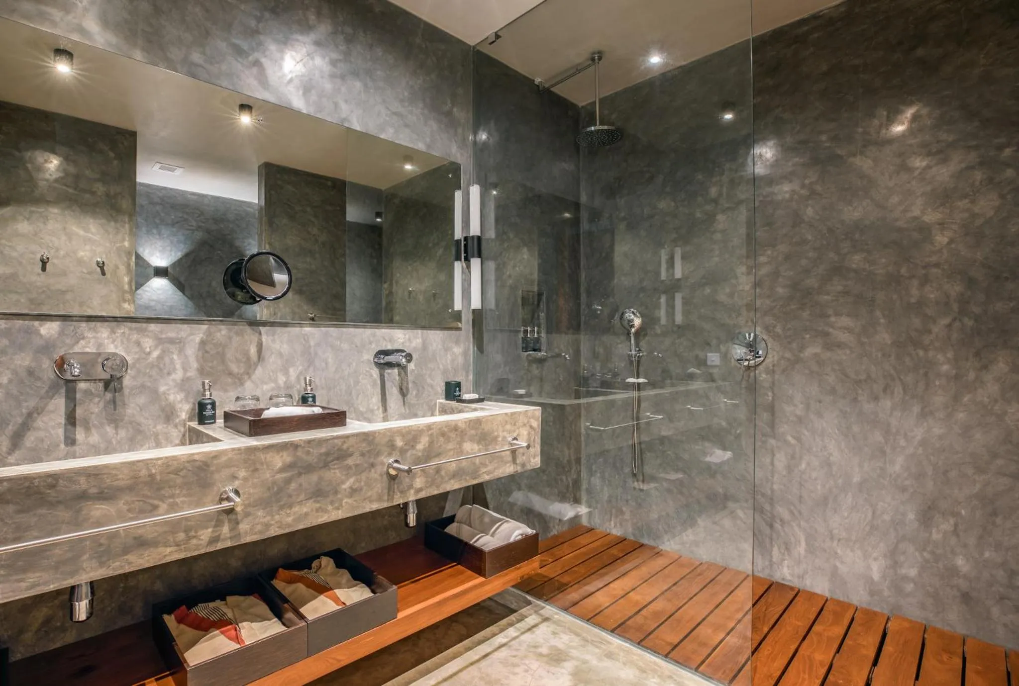 Bathroom in Villa Thamburu, Bentota