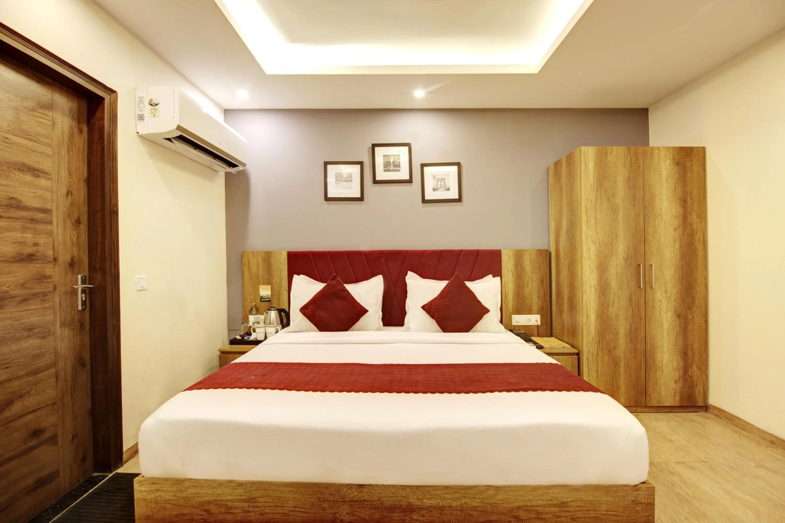 Bed in Saltstayz Select - Huda City Center