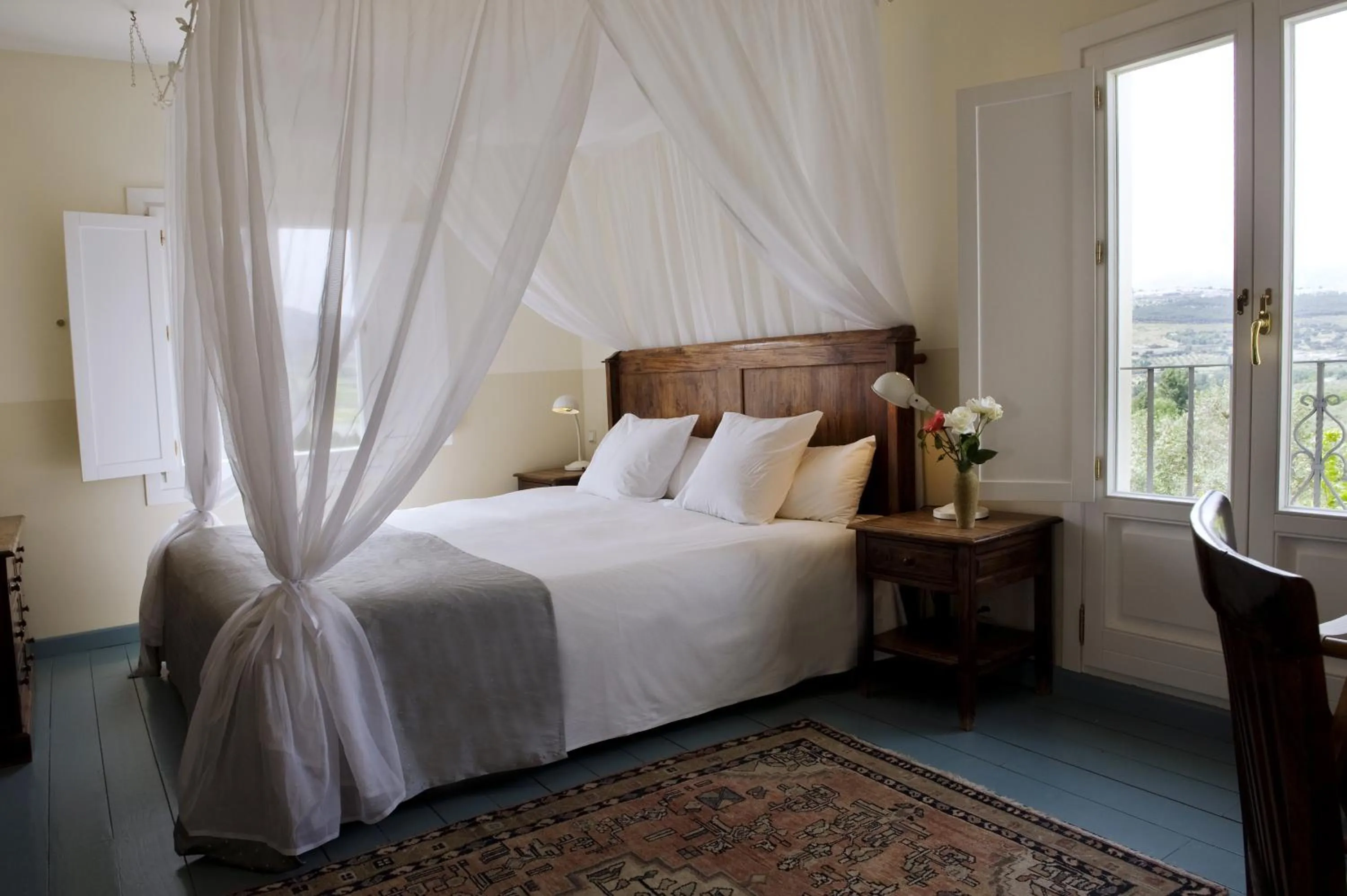 Bedroom, Bed in Hotel La Fuente de la Higuera