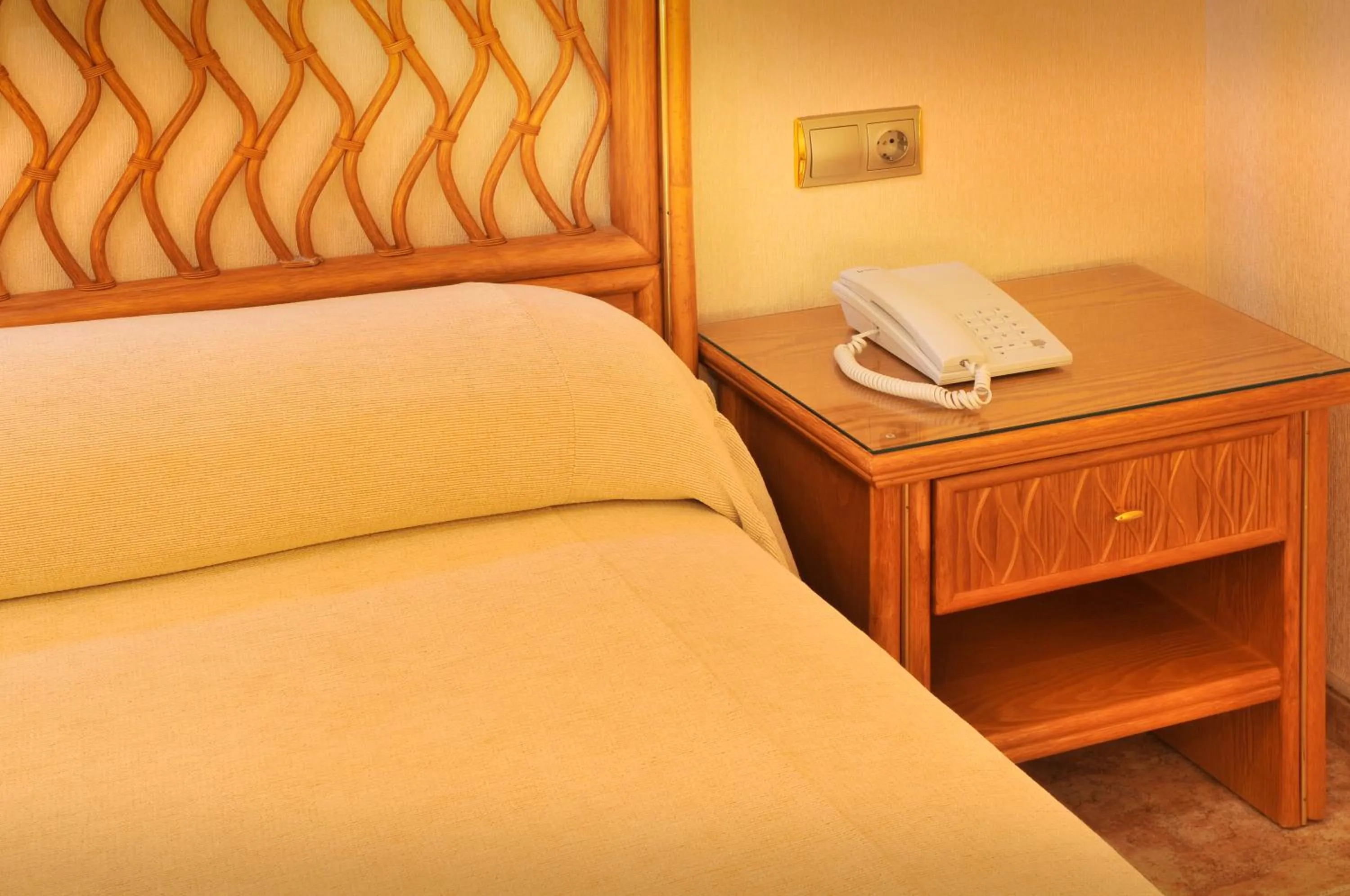 Bed in KAKTUS Hotel Kaktus Albir