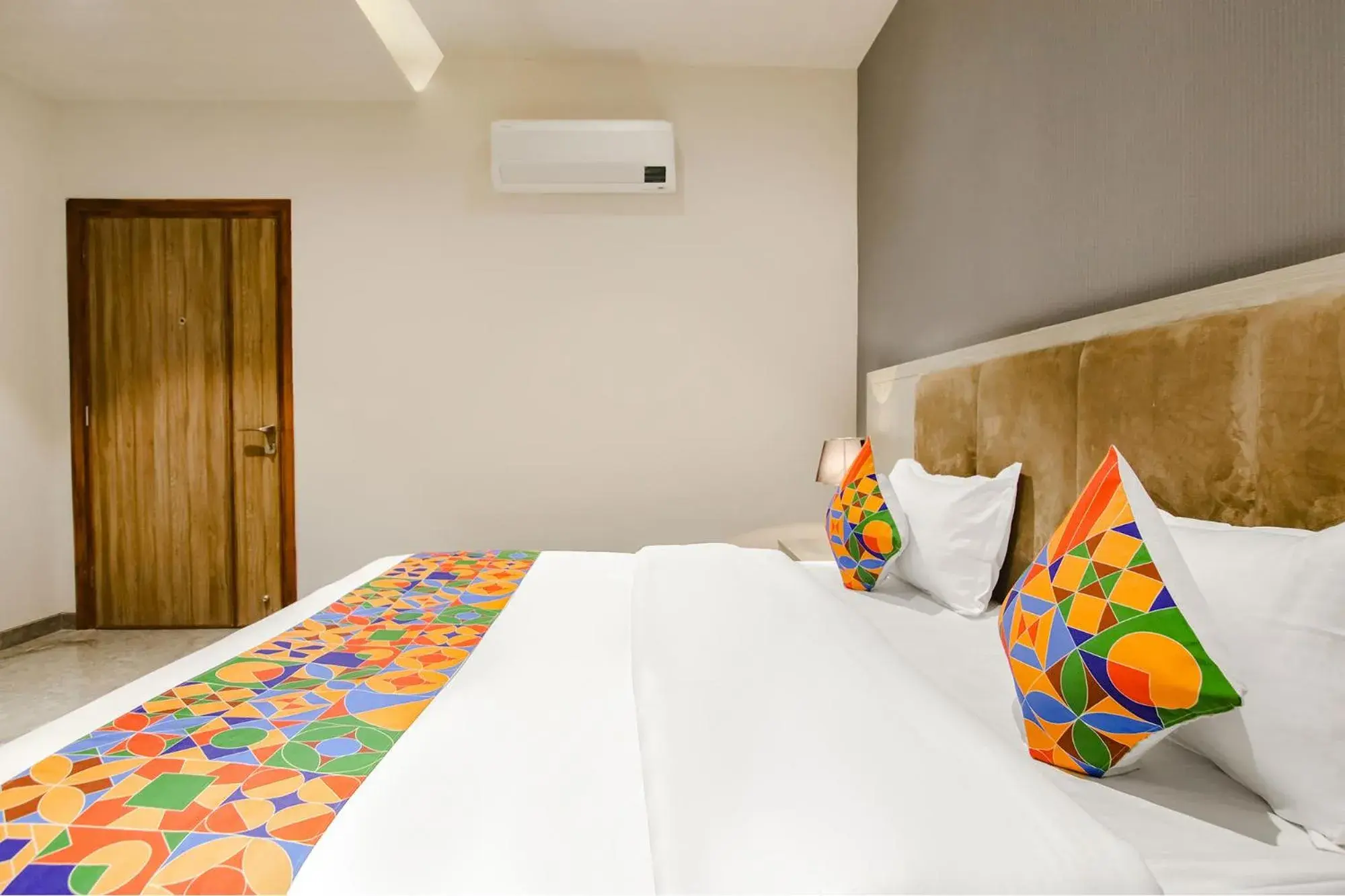 Bed in FabHotel Prime K9 Grand Bed in FabHotel Prime K9 Grand