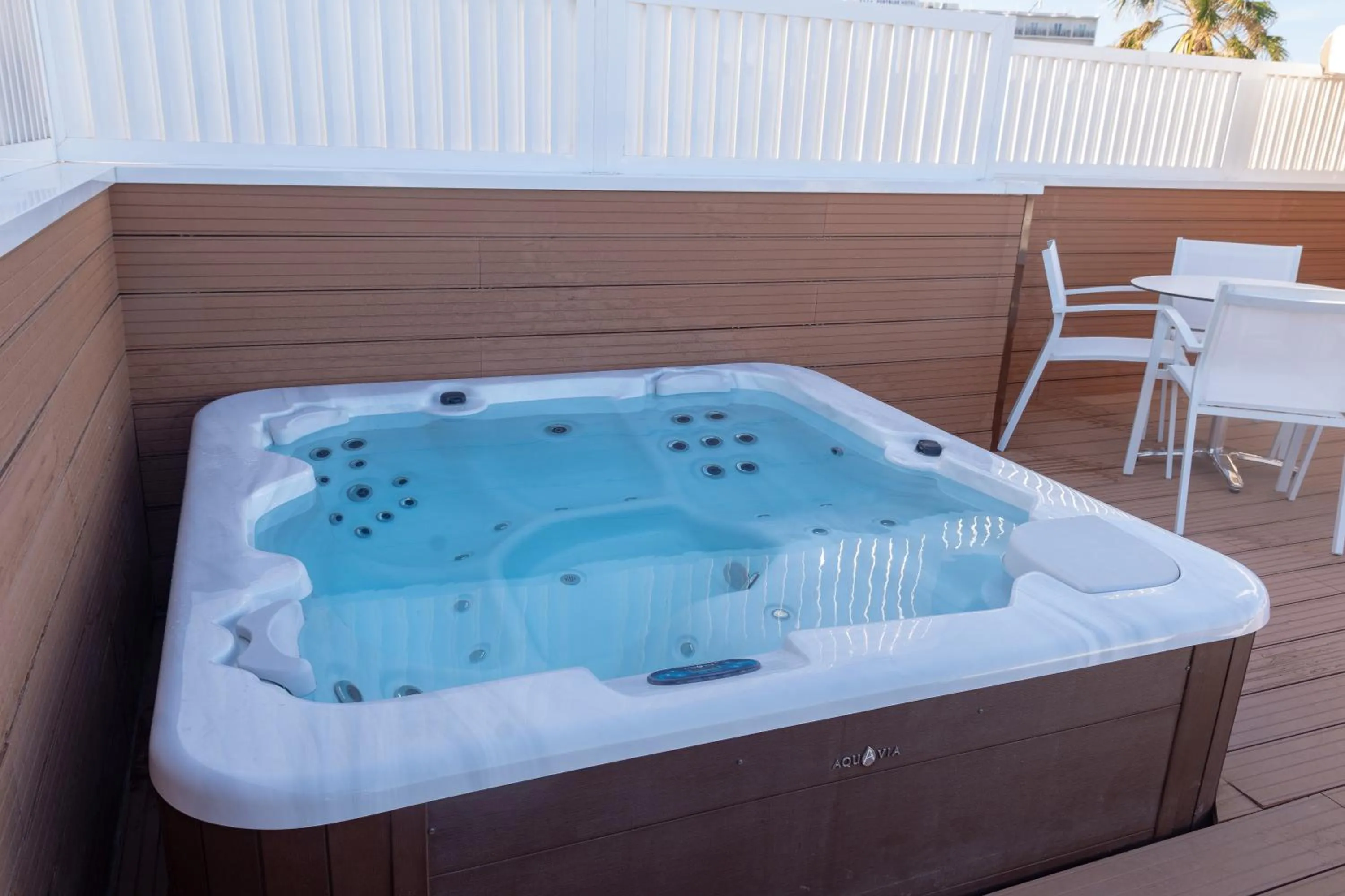 Hot Tub in Naranjos Resort Menorca