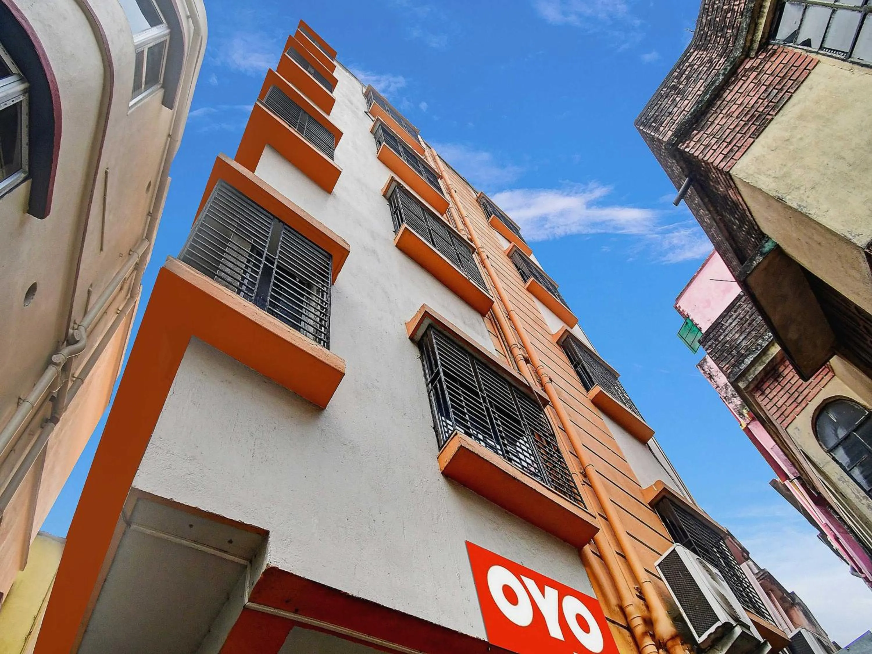 Facade/entrance in Hotel O Grand Lazeez Dumurjala outdoor Stadium