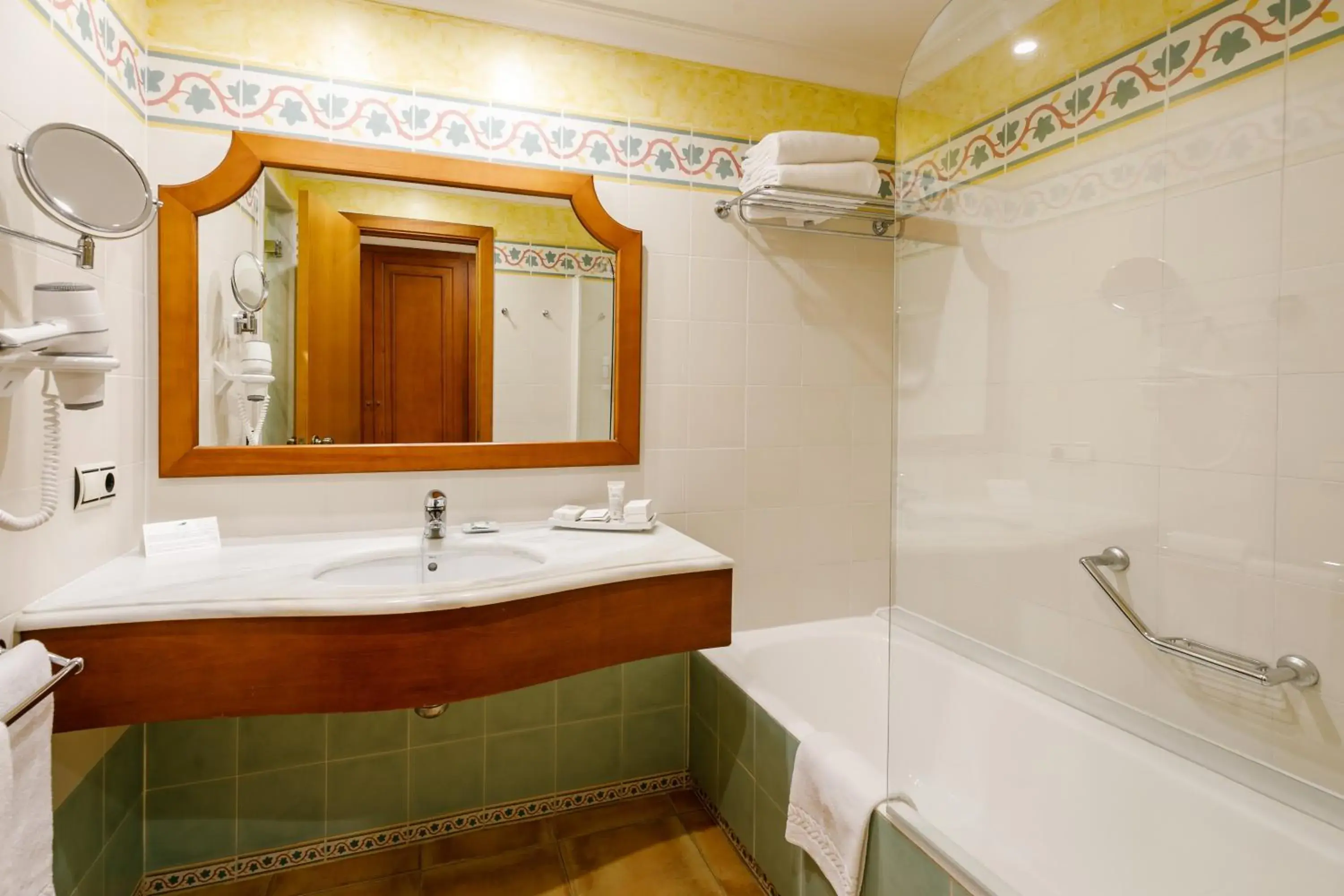 Standard Twin Room in La Quinta Menorca by PortBlue Boutique - Adults Only Standard Twin Room in La Quinta Menorca by PortBlue Boutique - Adults Only