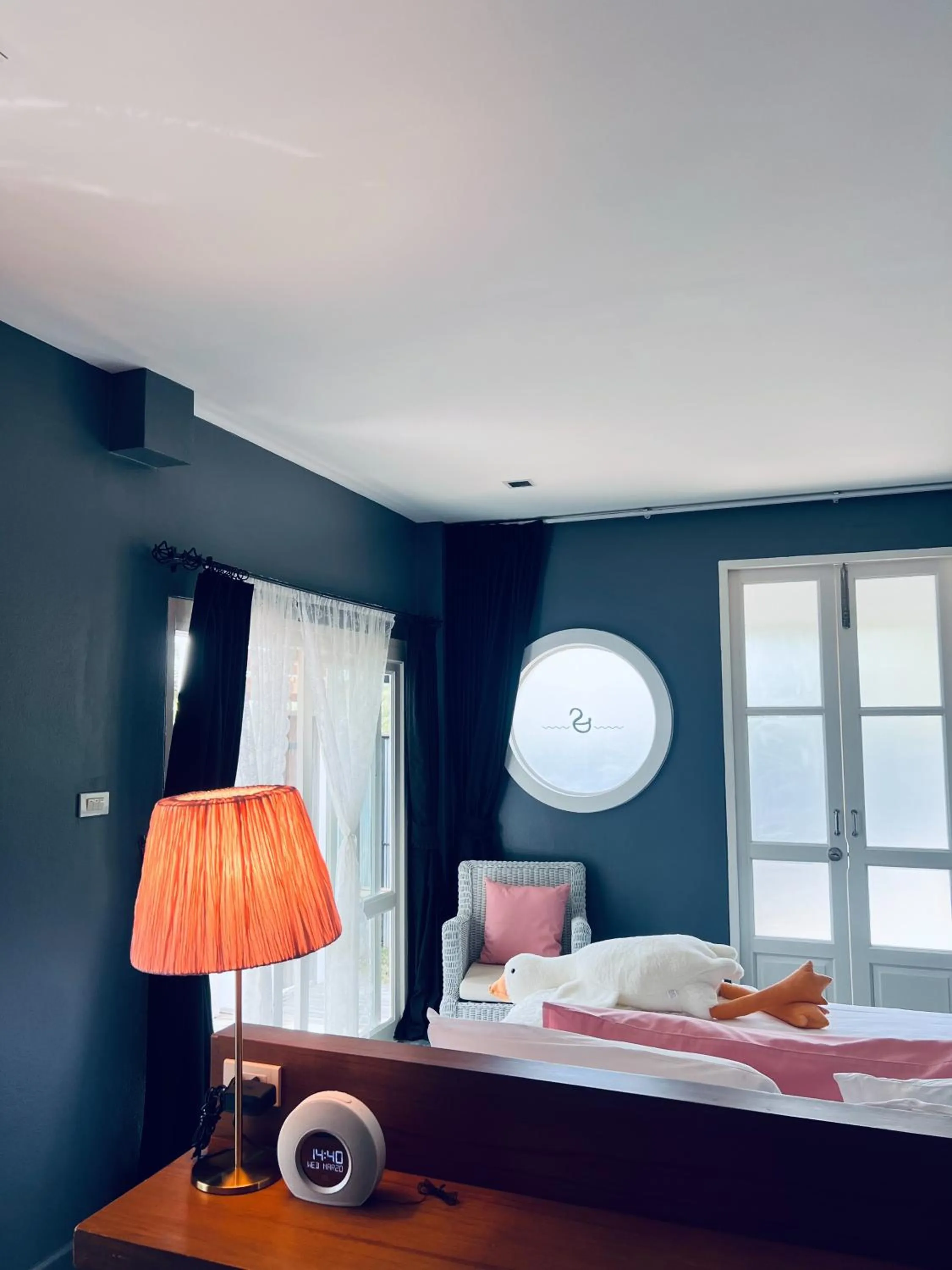 Bed in Mrs. Swan Hotel