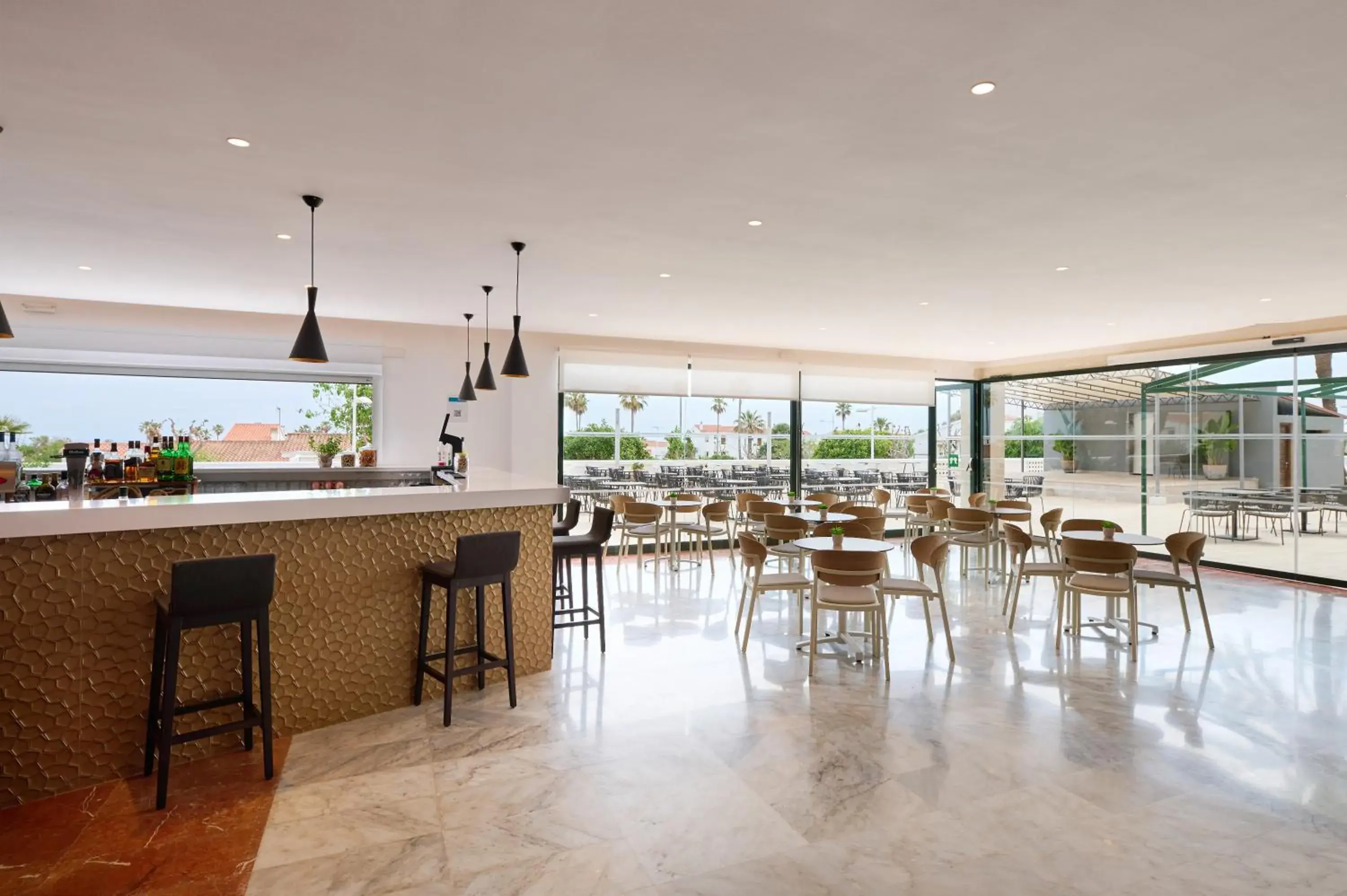 Lounge or bar in Alua Illa de Menorca Lounge or bar in Alua Illa de Menorca